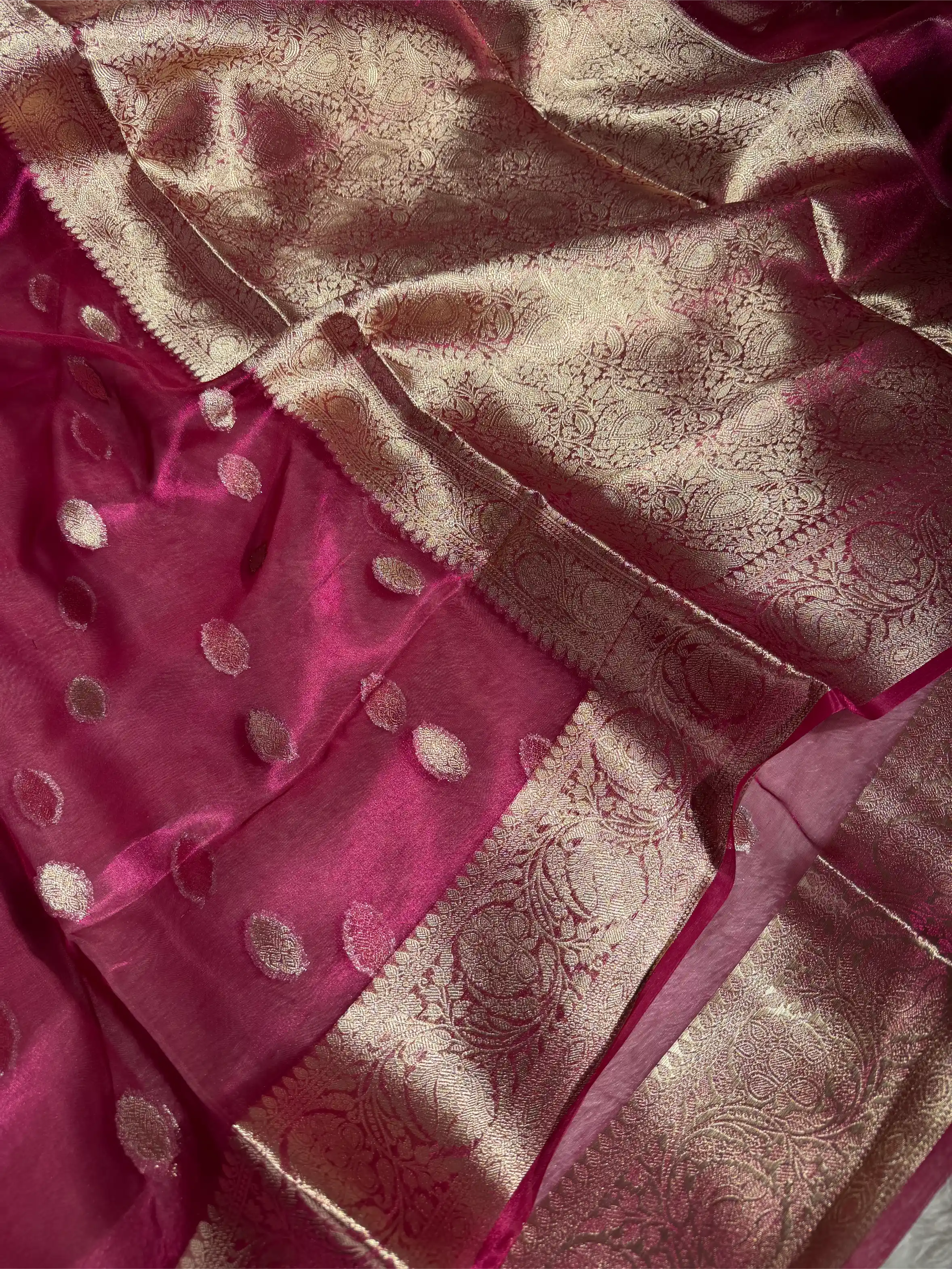 Rani Pink Banarasi Pure Tissue Silk Khaddi Buti Banarasi Saree