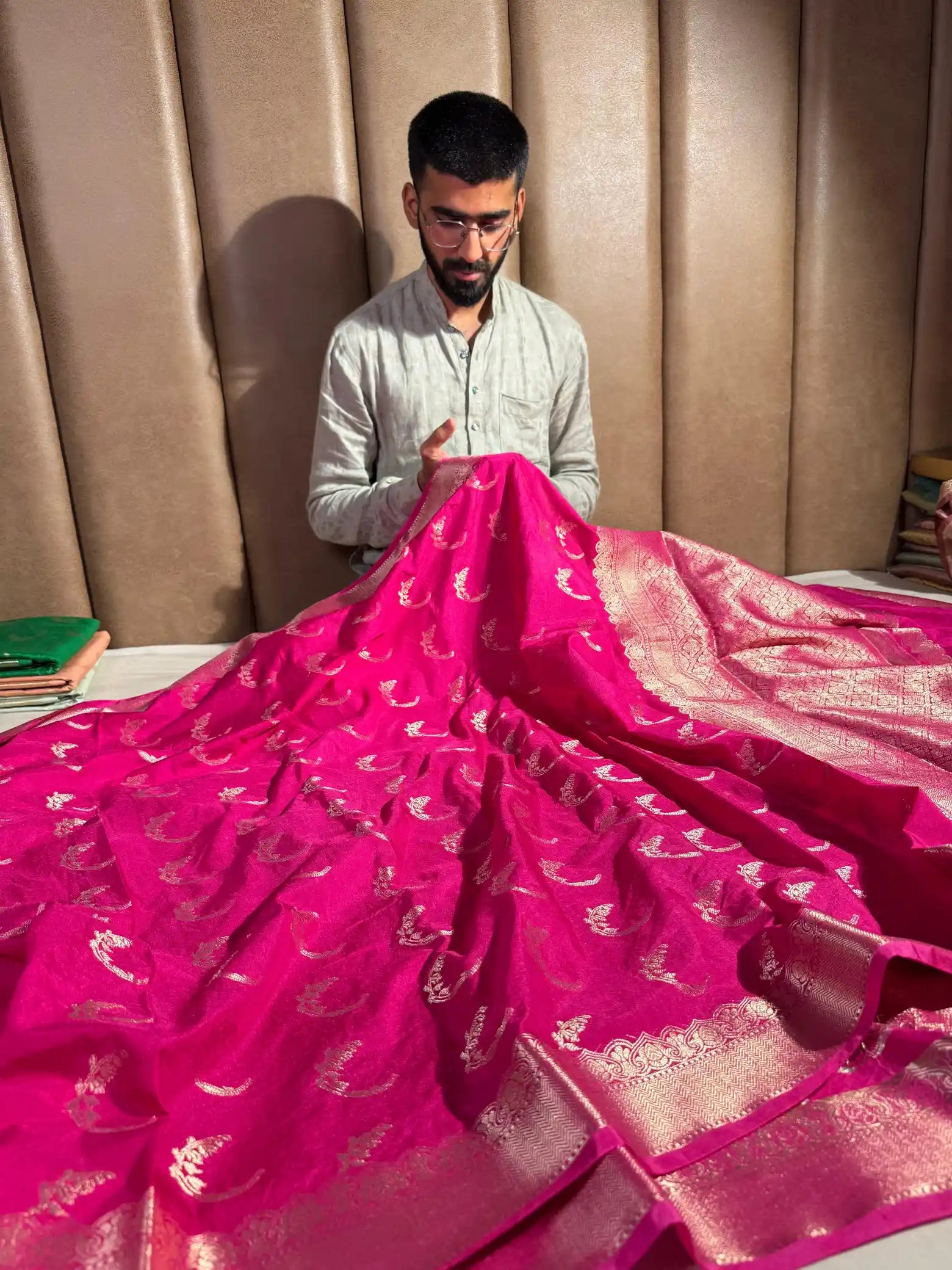 Rani Pink Chinia Silk Simplistic Design Banarasi Saree