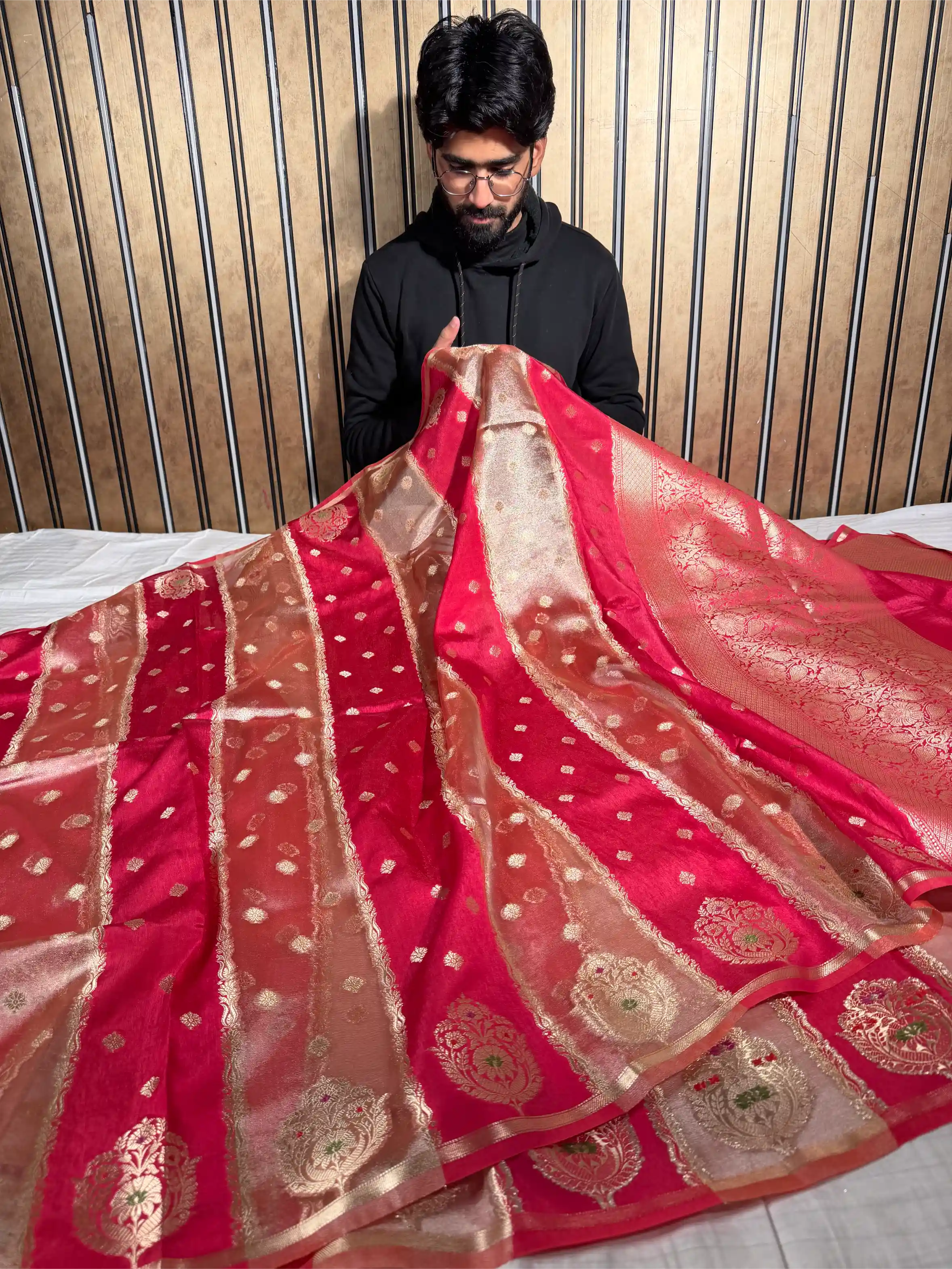 Rani Pink Chinia Tissue Silk Heritage Weave Banarasi Saree