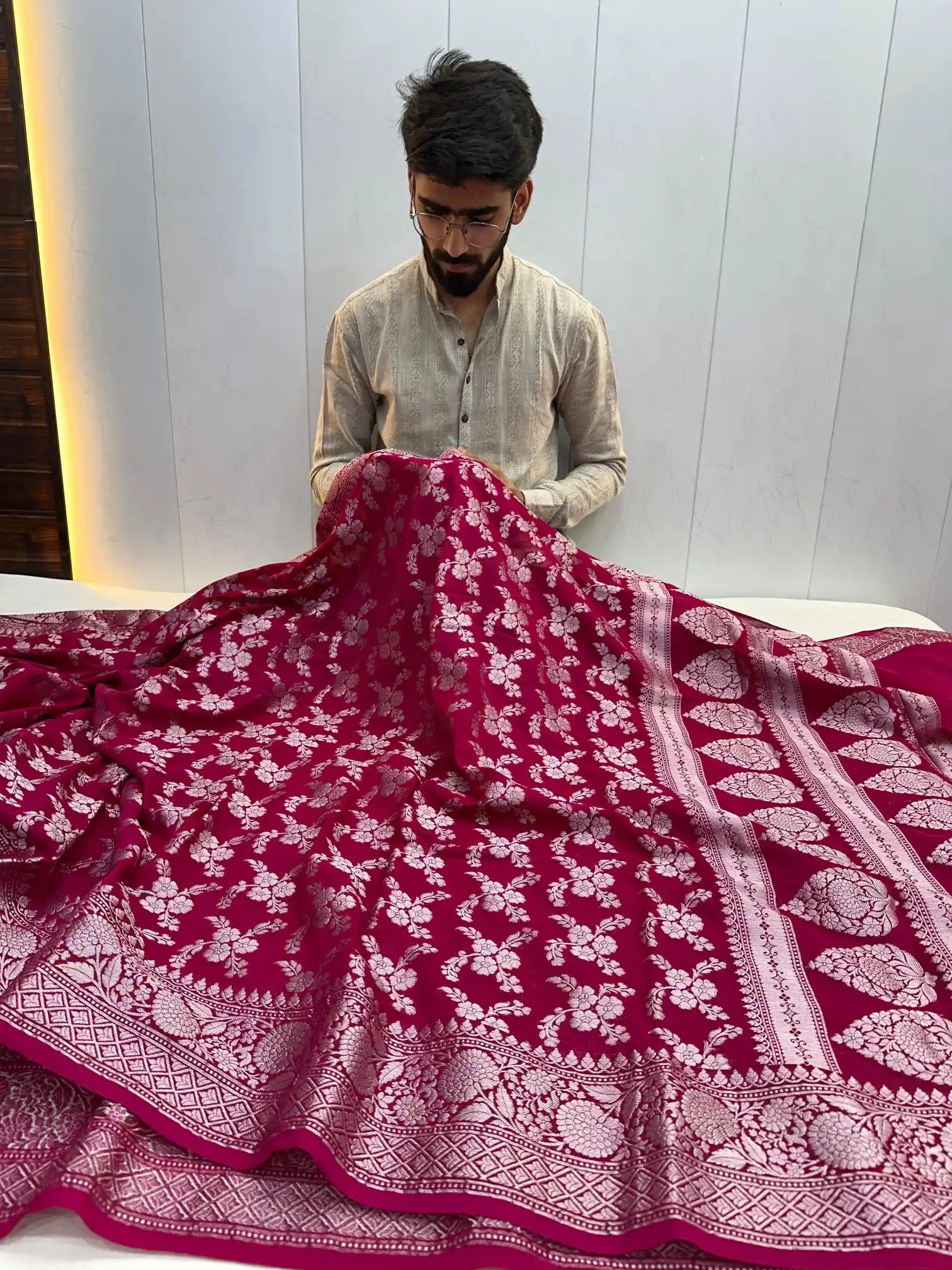 Rani Pink Georgette Silk Floral Jacquard Weave Banarasi Saree