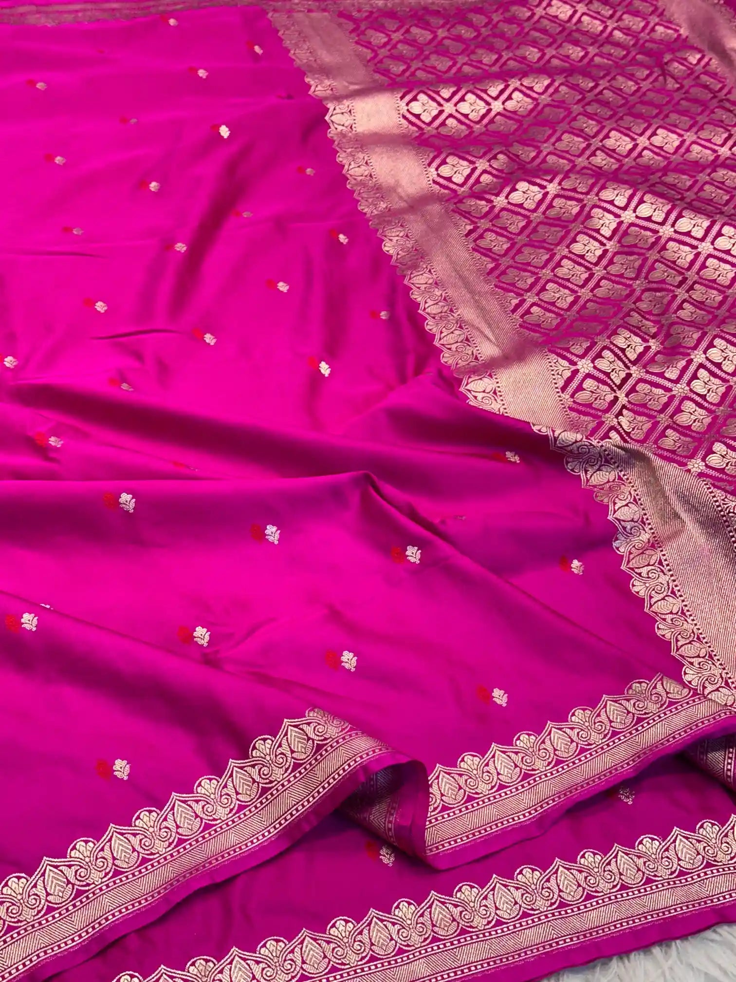 Rani Pink Pretty Motifs Weave Mashru Silk Saree