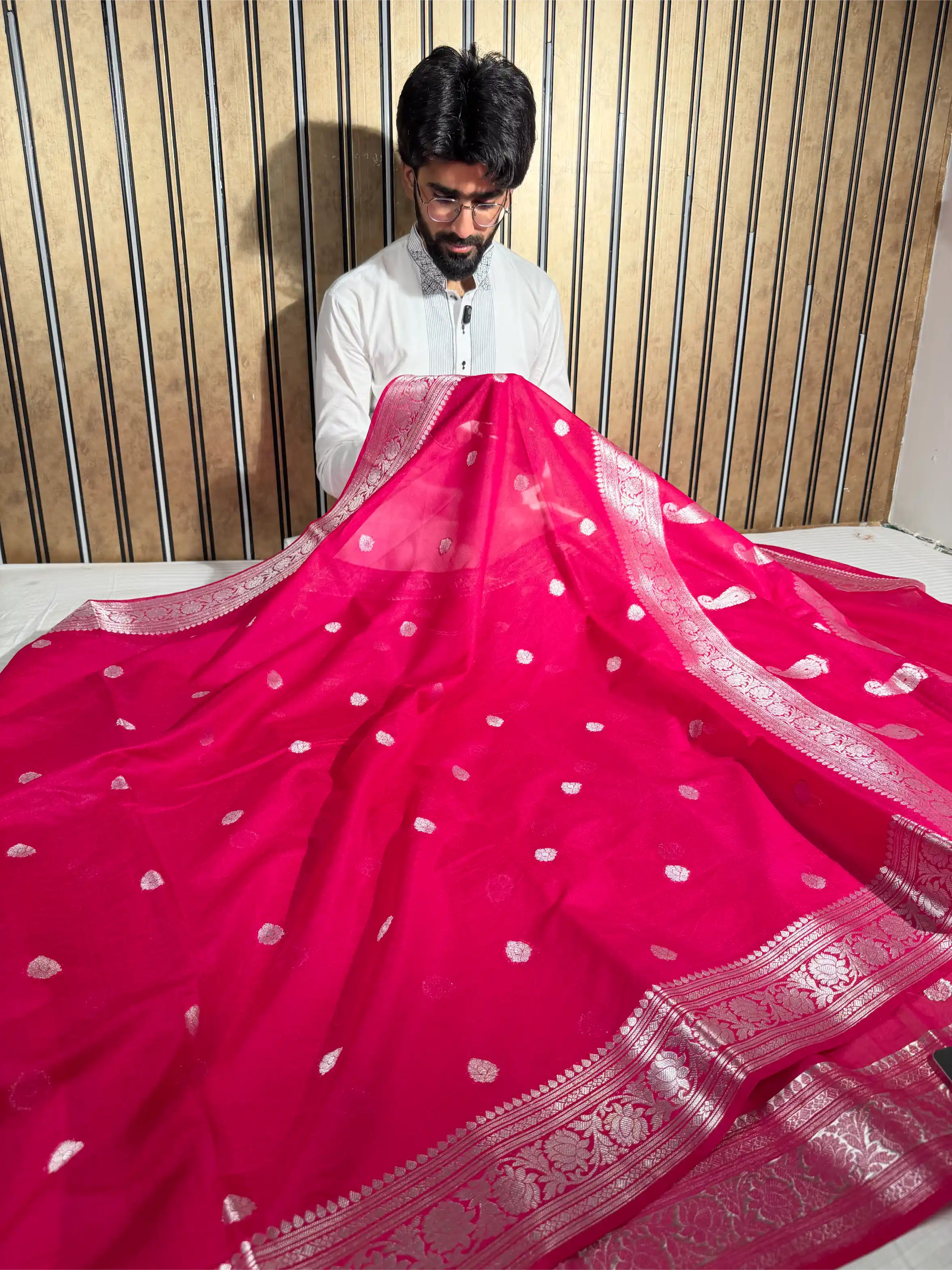 Rani Pink Soft Georgette Khaddi Buti Banarasi Saree