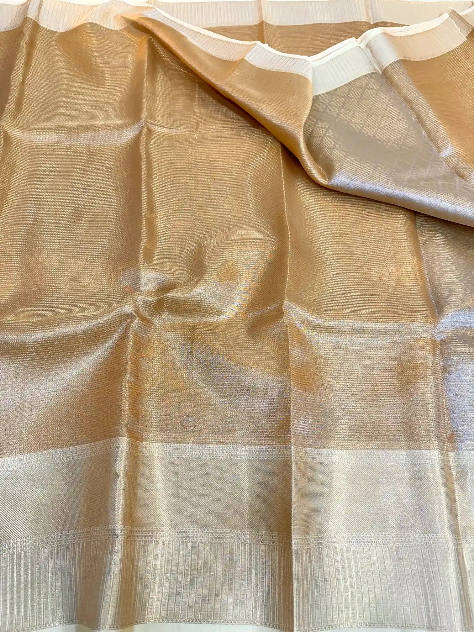 Rani Mukherjee Ma’am Inspired Kanjeevaram Tissue Silk Saree