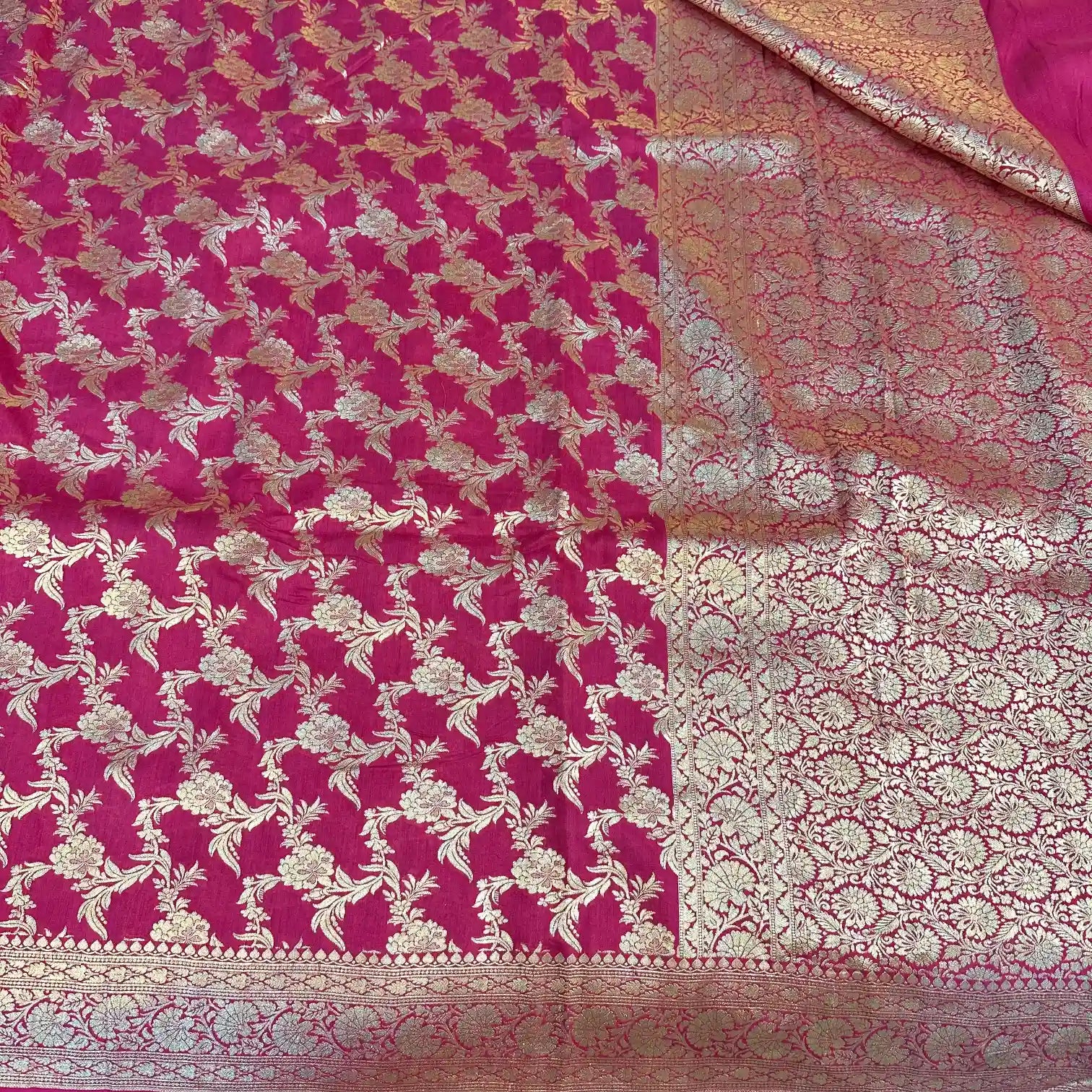 Rani Pink Intricate Munga Silk Banarasi Saree