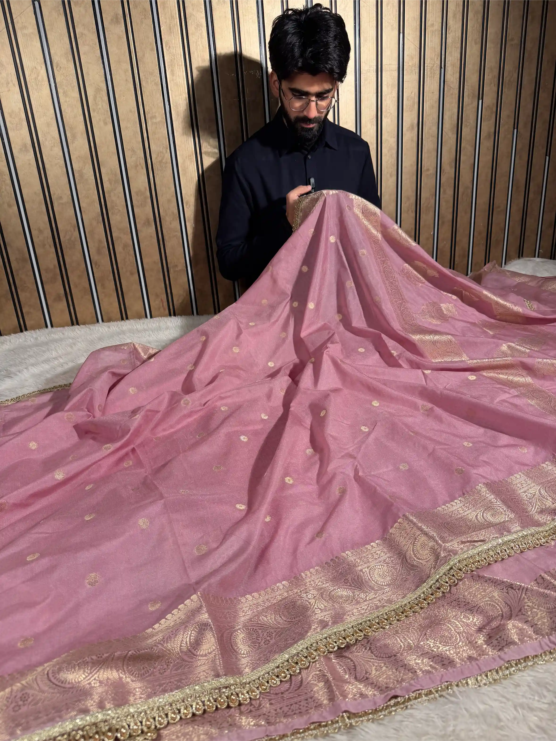 Rare Mauve Chinia Silk Premium Lace Attached Banarasi Saree