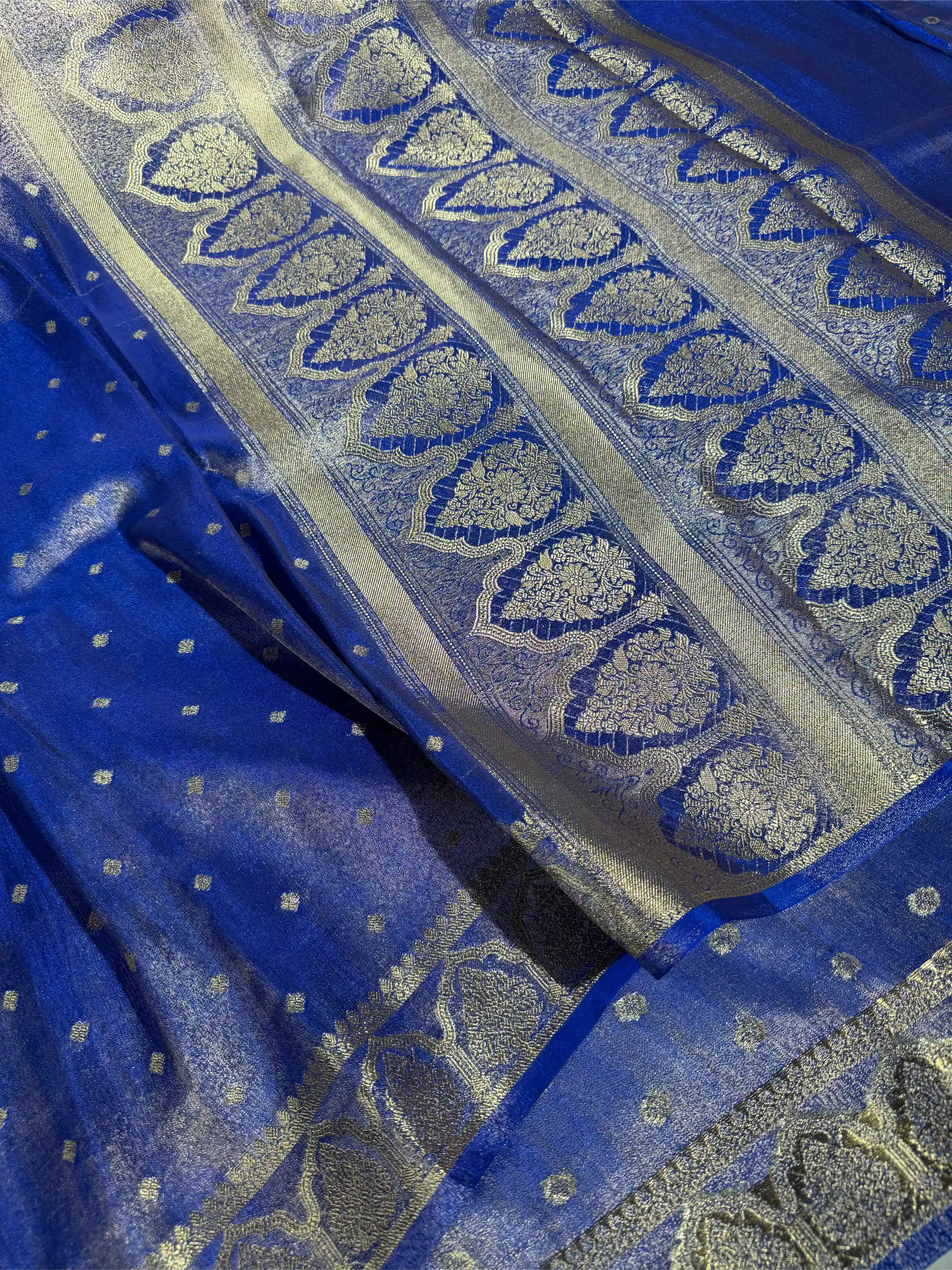 Royal Blue Breathable Tissue Silk Traditional Buti Weave Banarasi Saree
