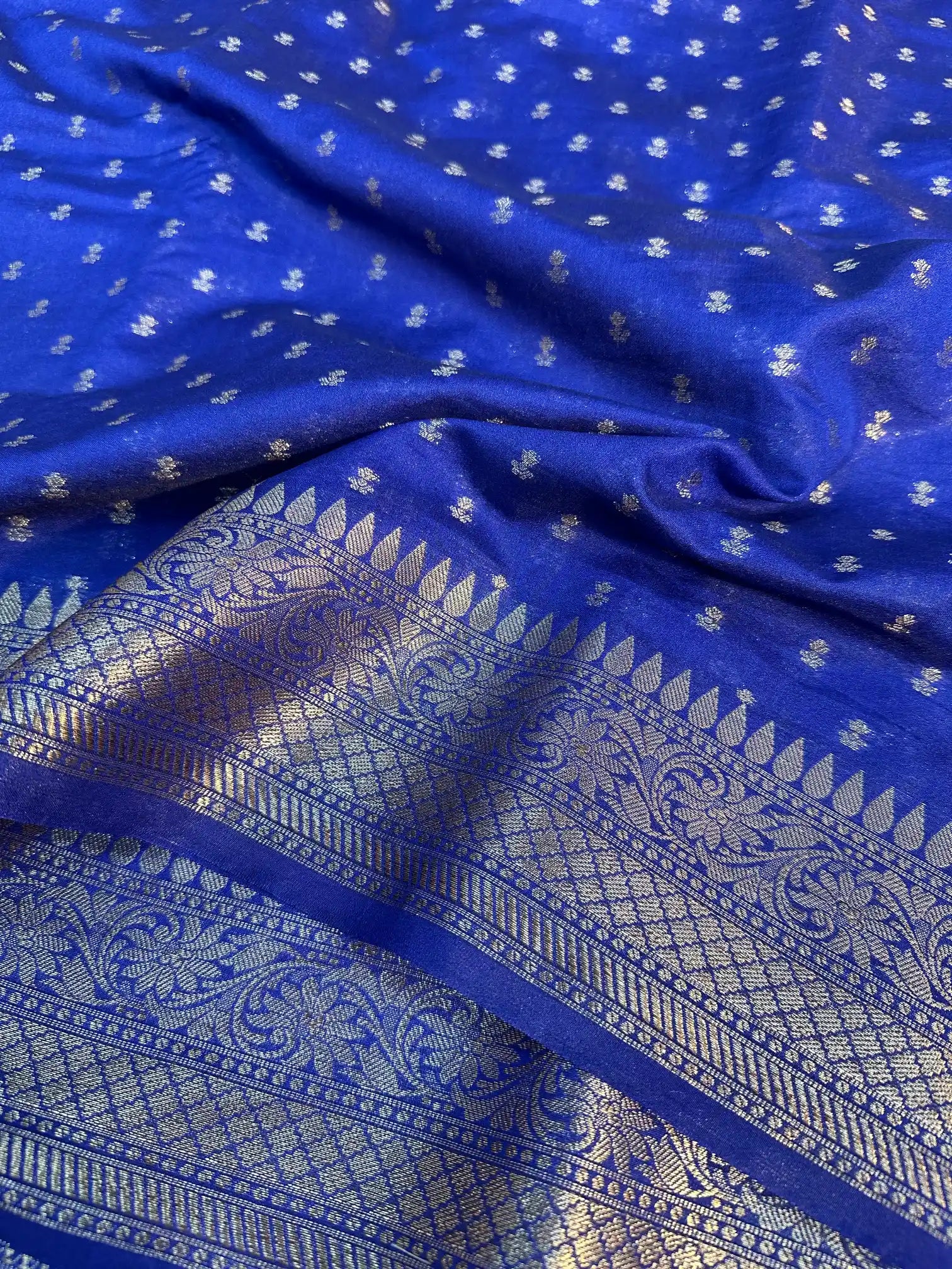 Royal Blue Chiniya silk zari Buti Banarasi Saree