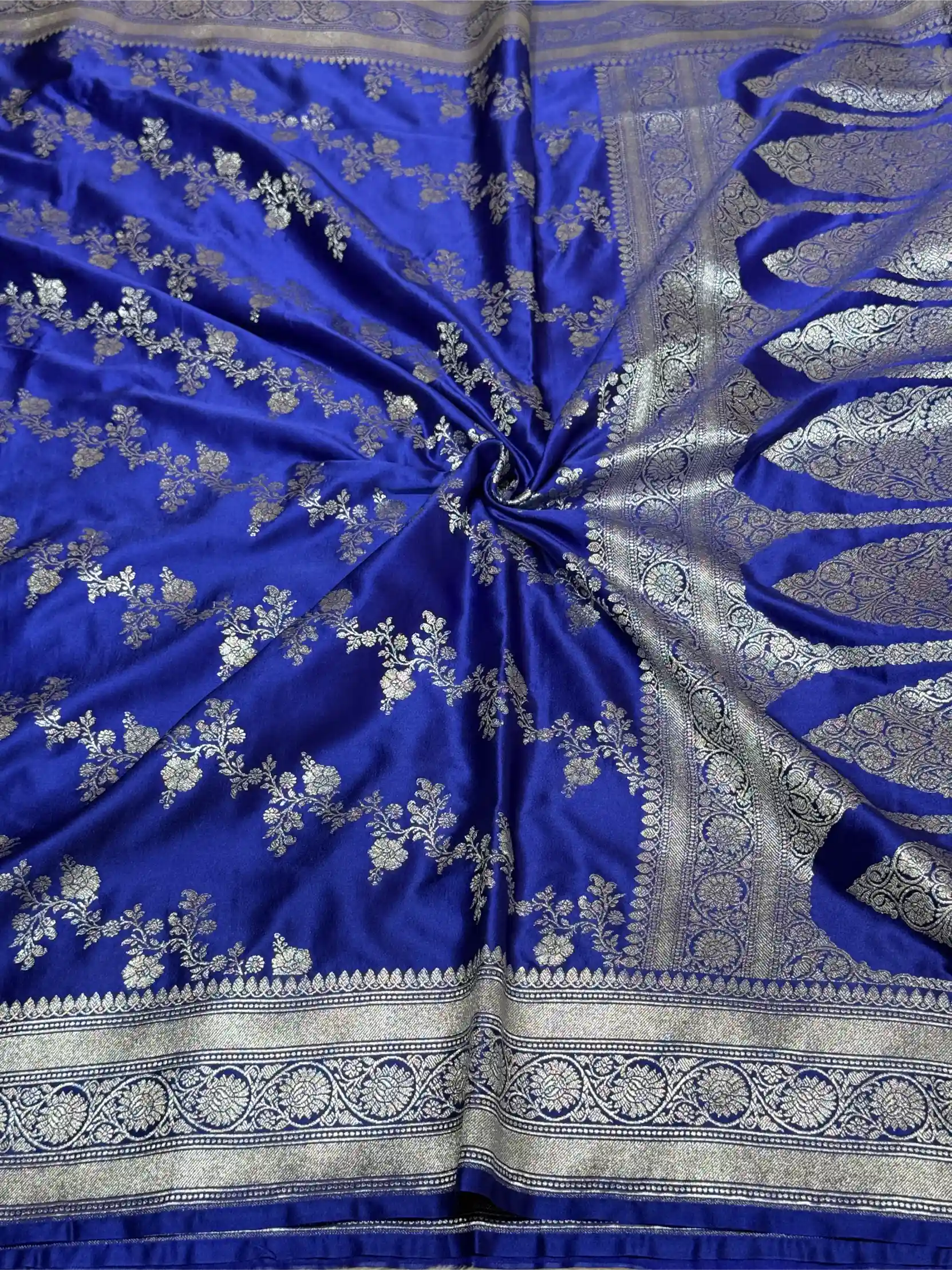 Royal Blue Mashru Katan Silk Silver Zari Leheriya Weave Banarasi Saree