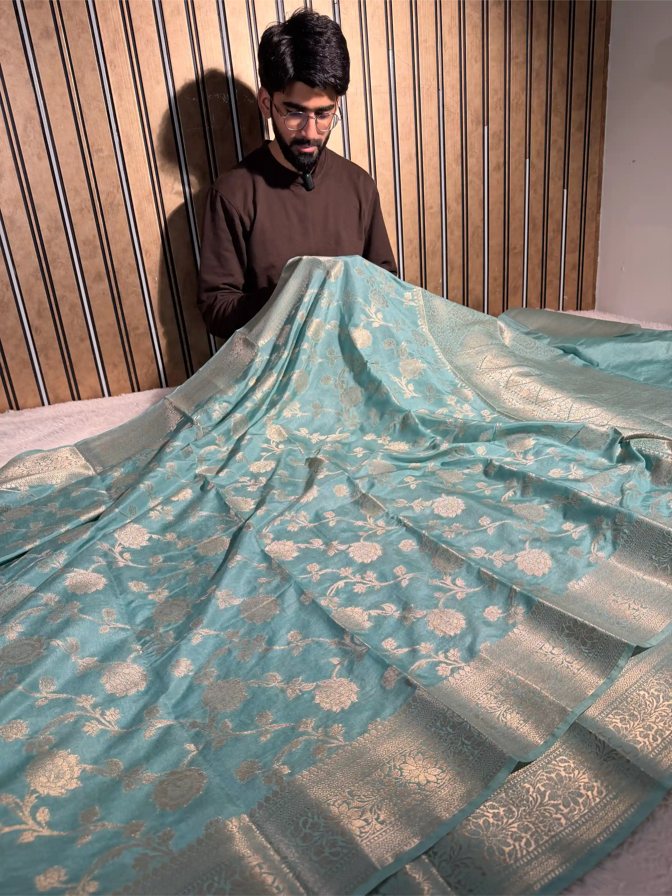 Sea Green Chinia Silk Floral Jaal Weave Banarasi Saree