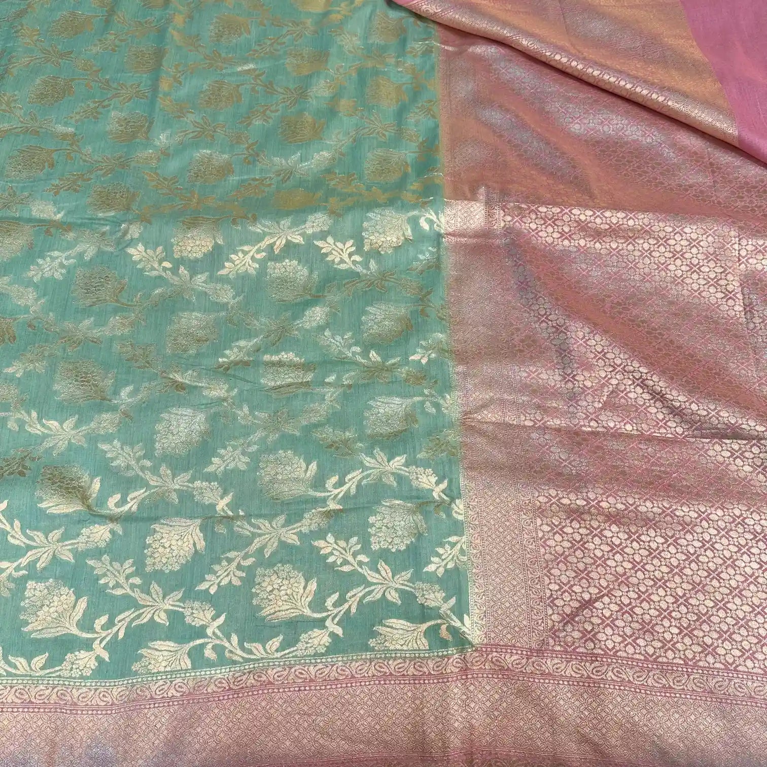 Sea Green Pink Contrast Munga Silk Banarasi Saree