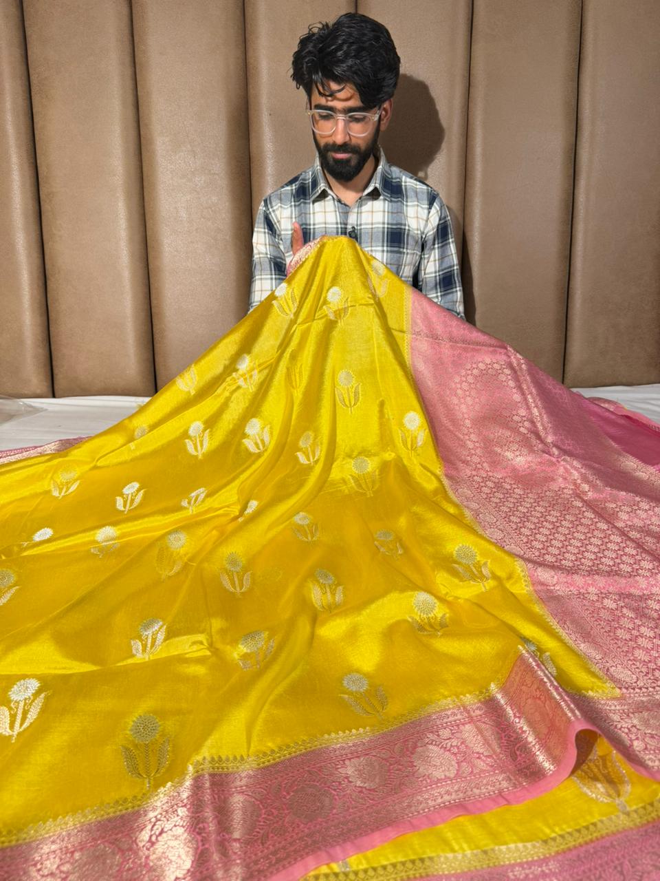 Yellow Pink Breathable Soft Georgette Banarasi Saree