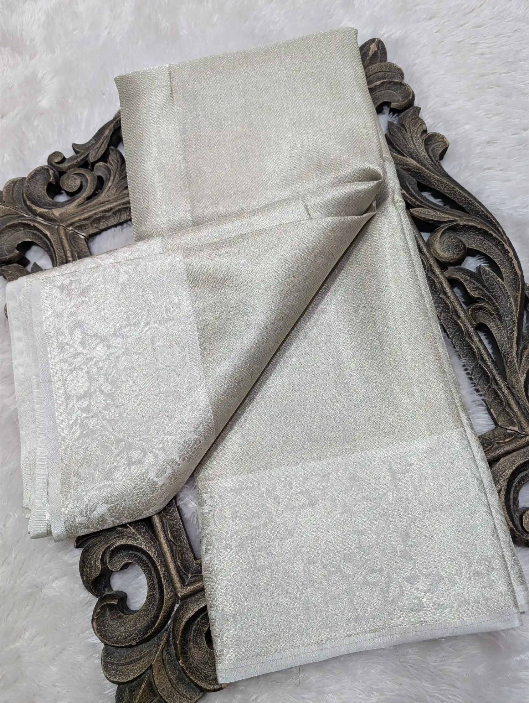 Traditional Soft Silk Zari Weave Banarasi Saree