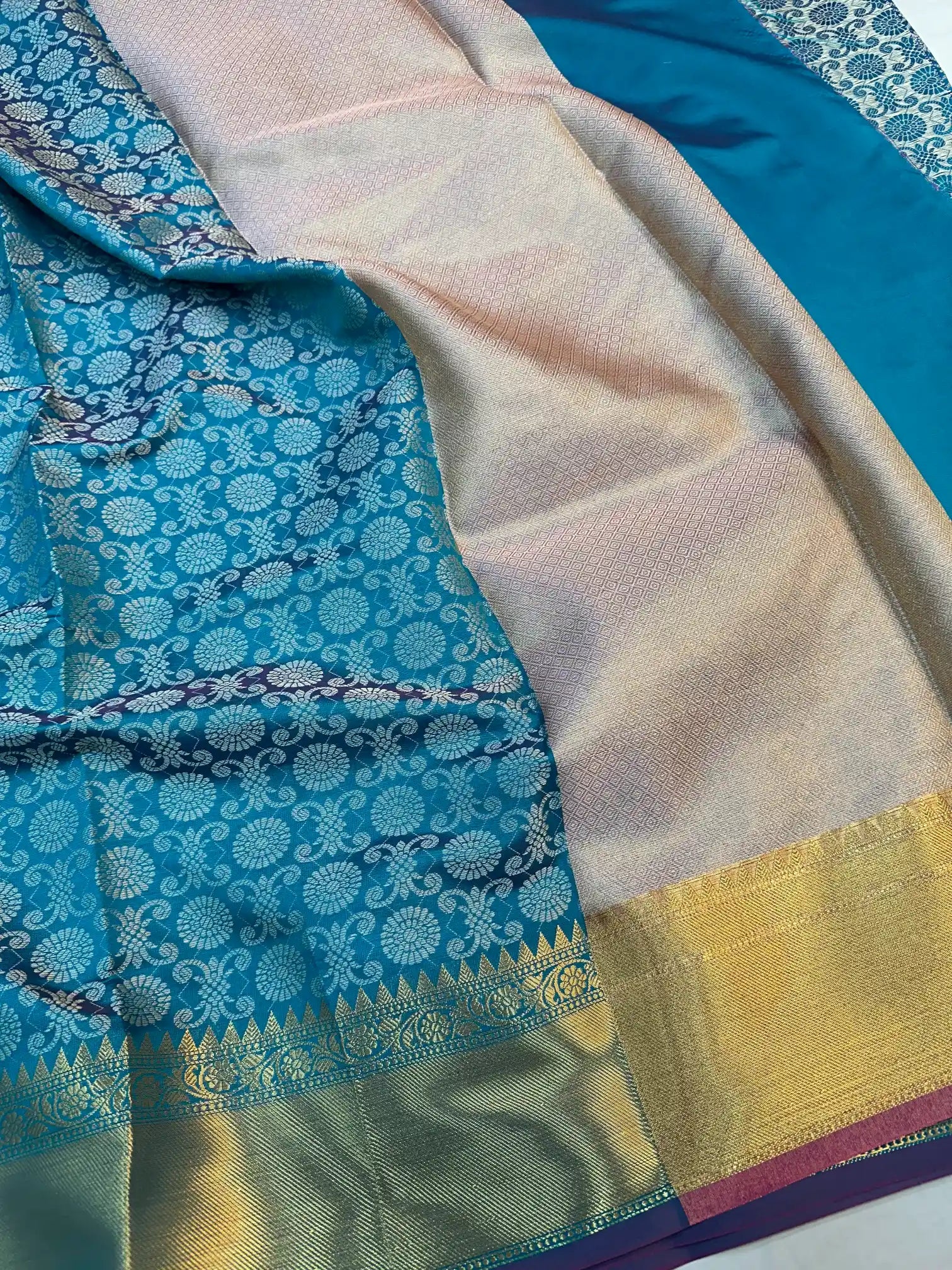 Turquios Green Subtle embossed soft tissue silk Banarasi Saree