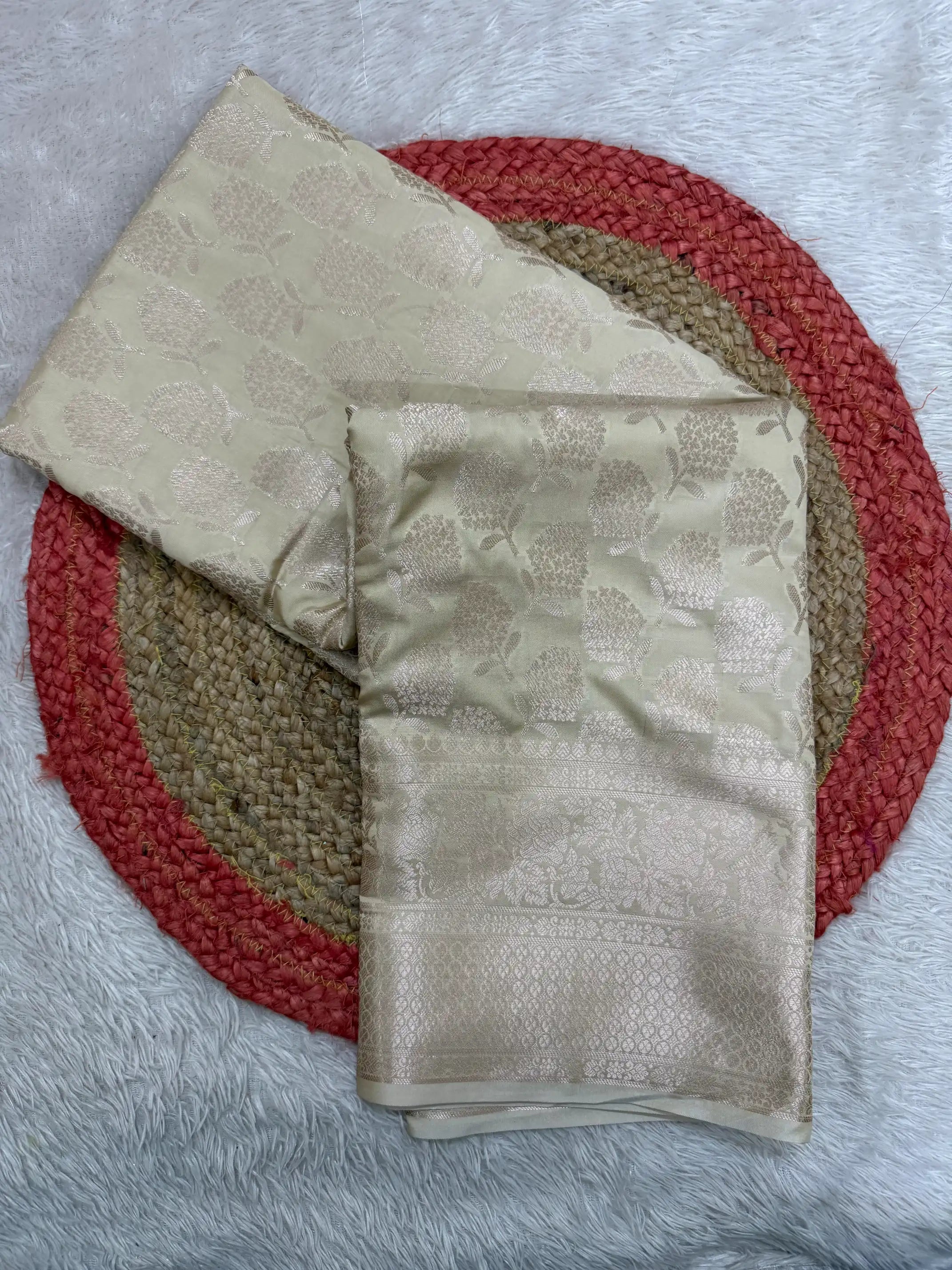 Contemporary Weave Kora Tissue Silk Banarasi Saree