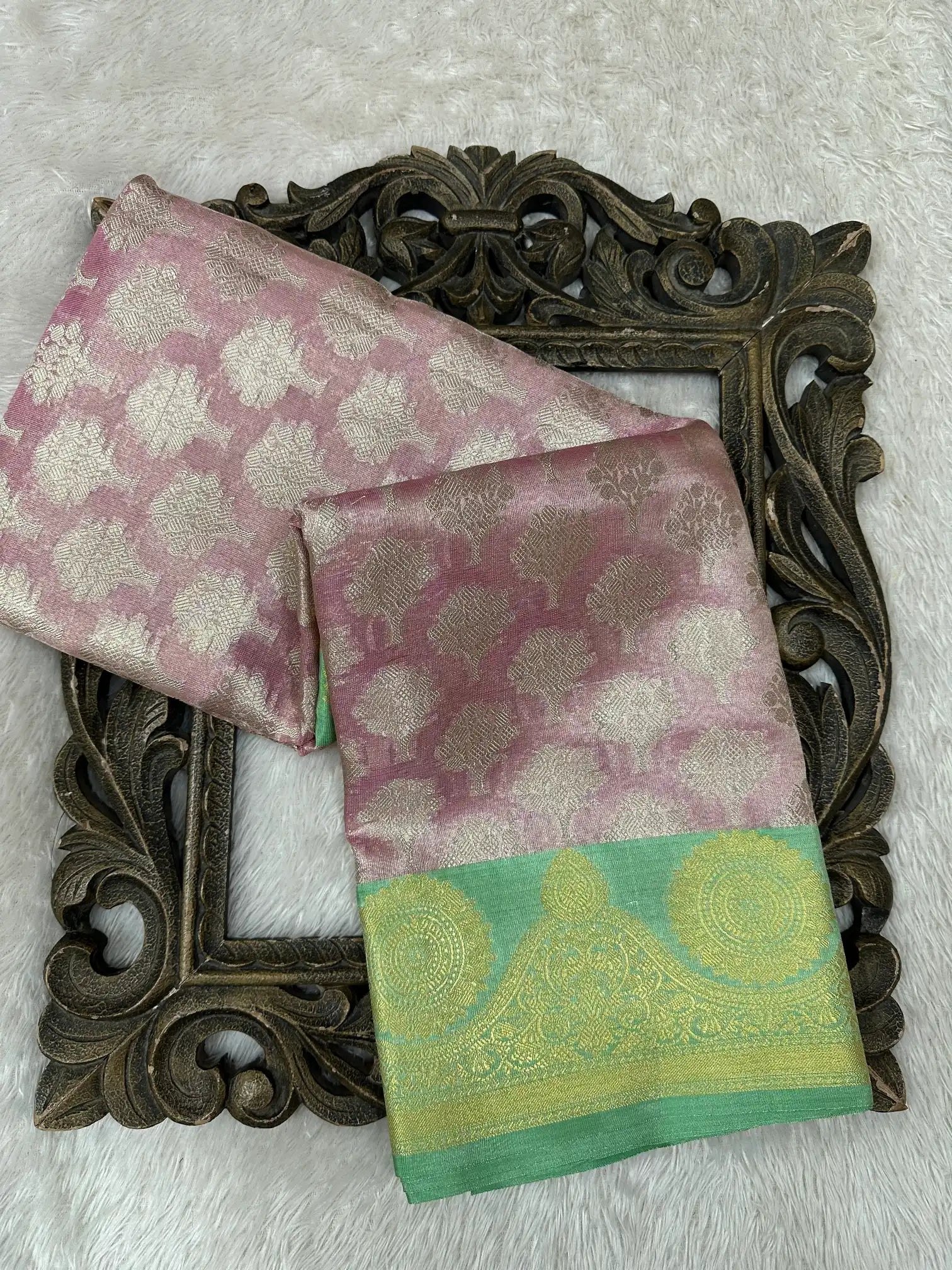 Contemporary Weave Kora Tissue Silk Banarasi Saree