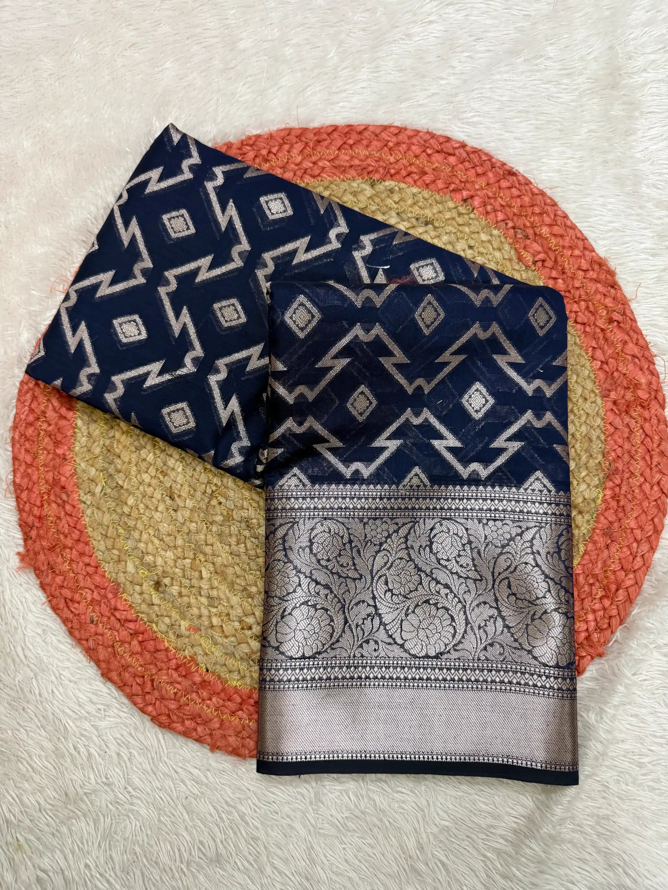 Contemporary Weave Kora Tissue Silk Banarasi Saree