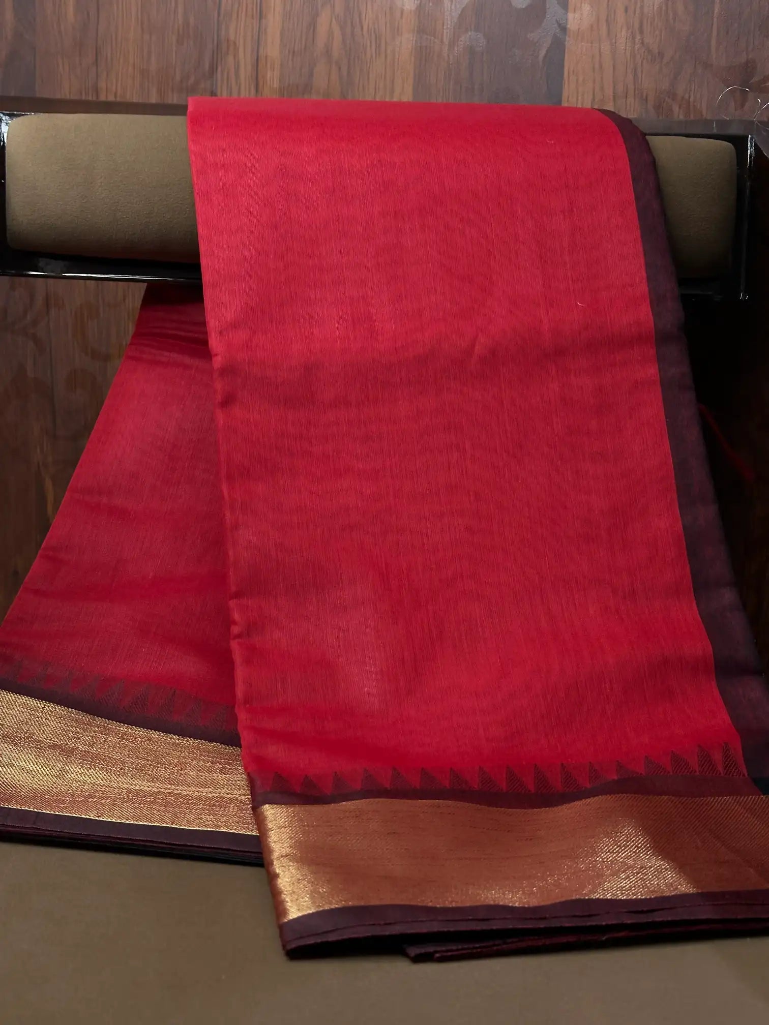 Traditional weave Softsilk Banarasi saree