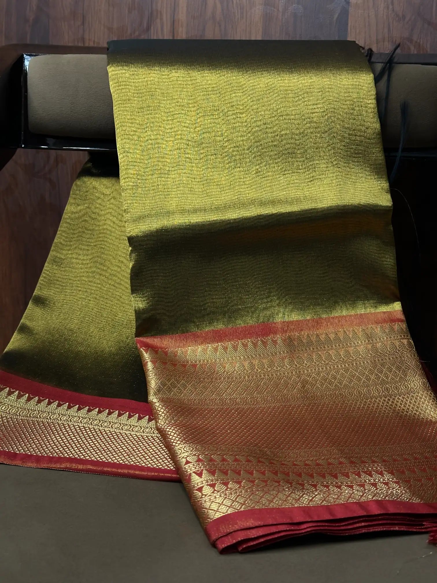 Traditional weave Softsilk Banarasi saree