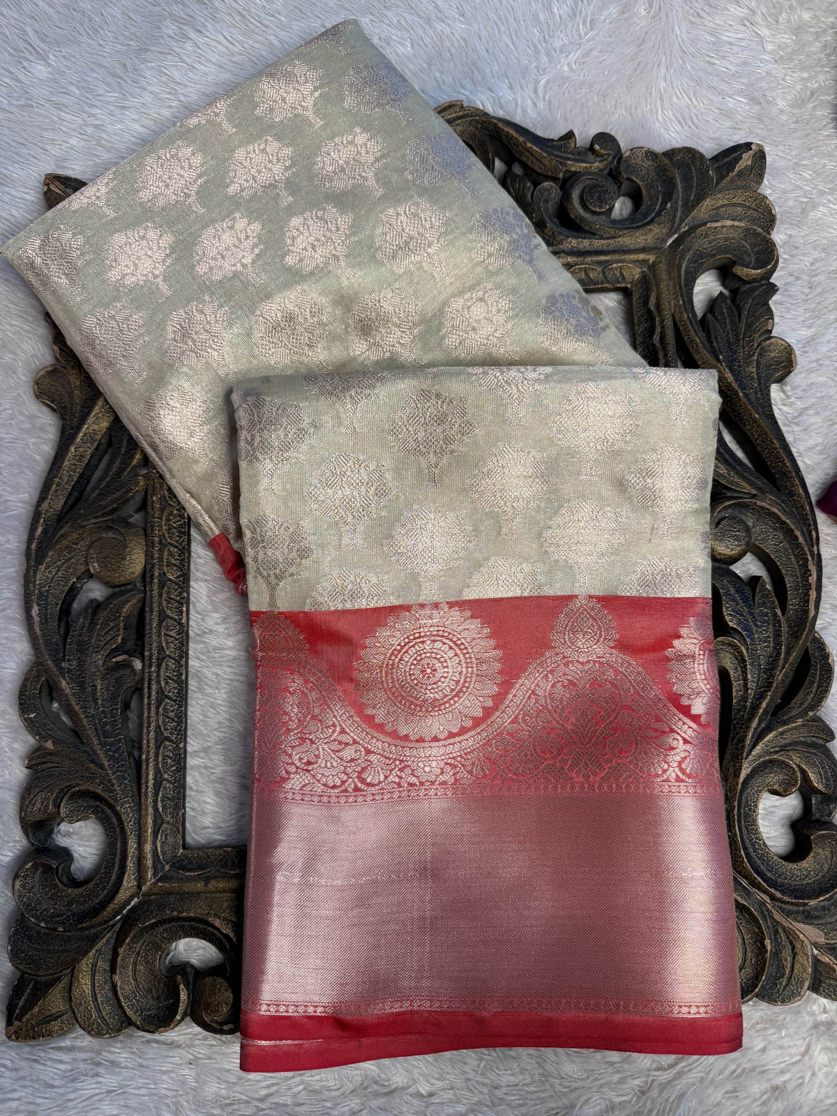 Premium Contemperory Weave Softsilk Banarasi Saree