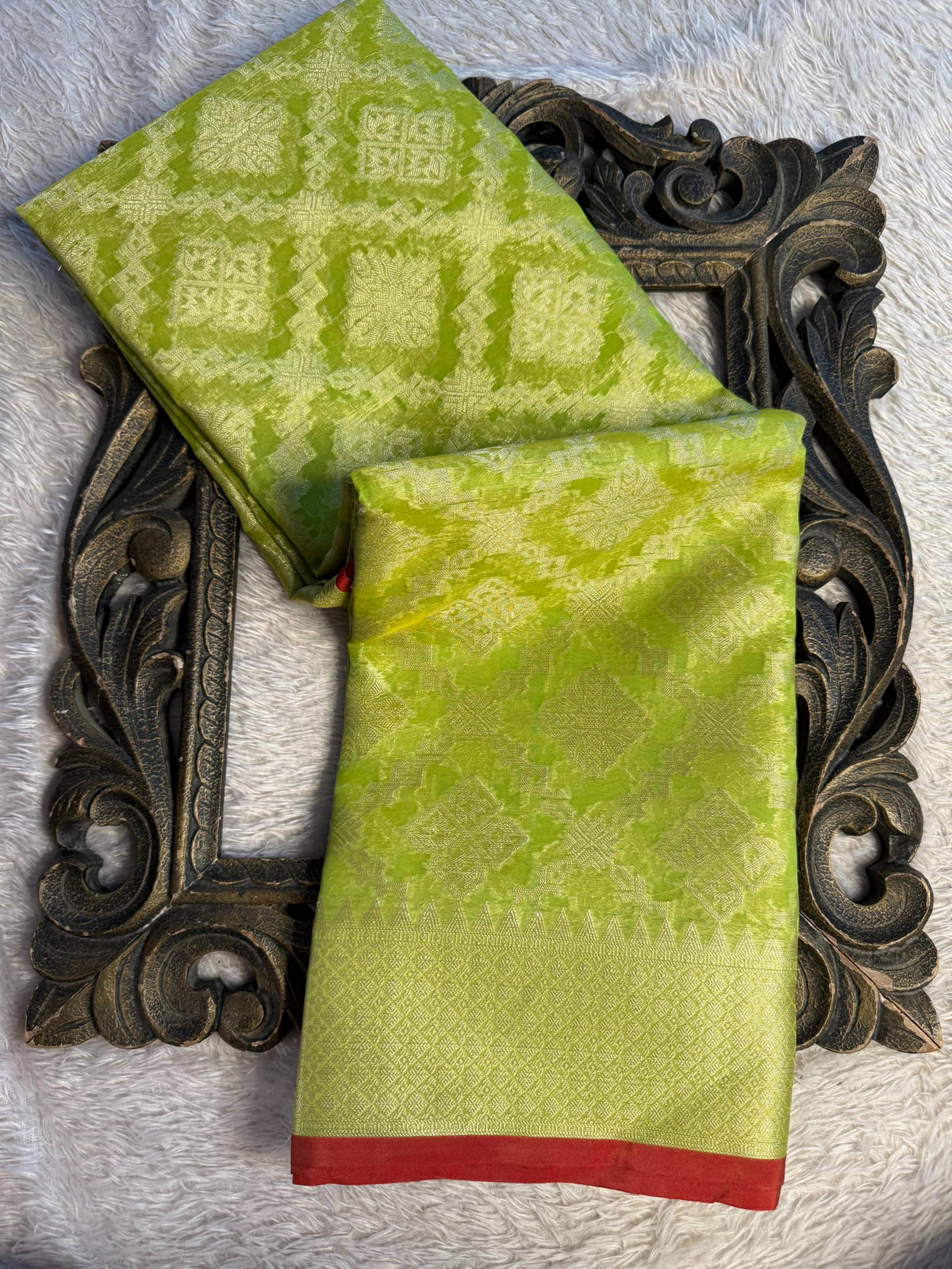 Eccentric zari weave Softsilk Banarasi Saree
