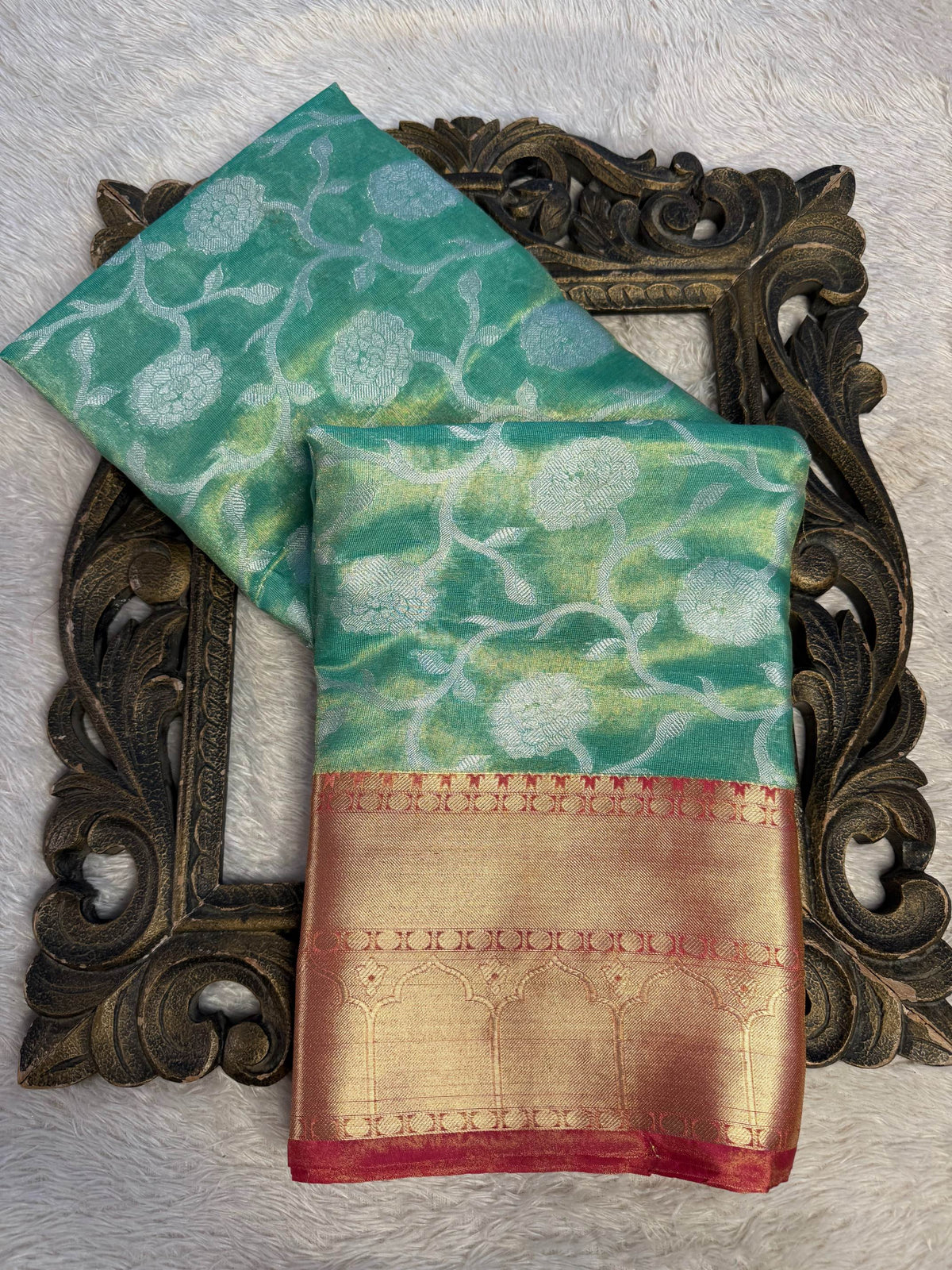 Premium Contemperory Weave Softsilk Banarasi Saree