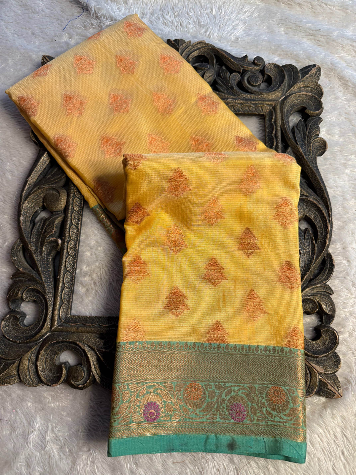 Premium Contemperory Weave Softsilk Banarasi Saree