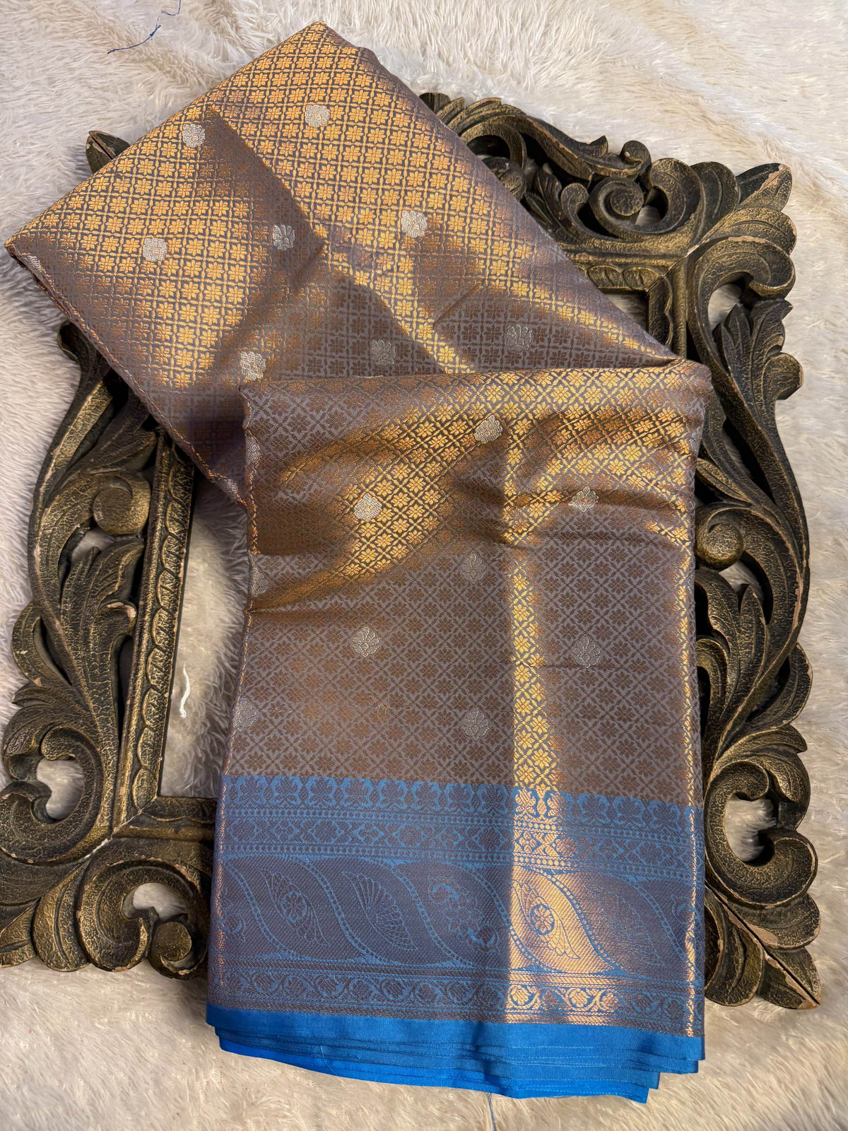Eccentric zari weave Softsilk Banarasi Saree