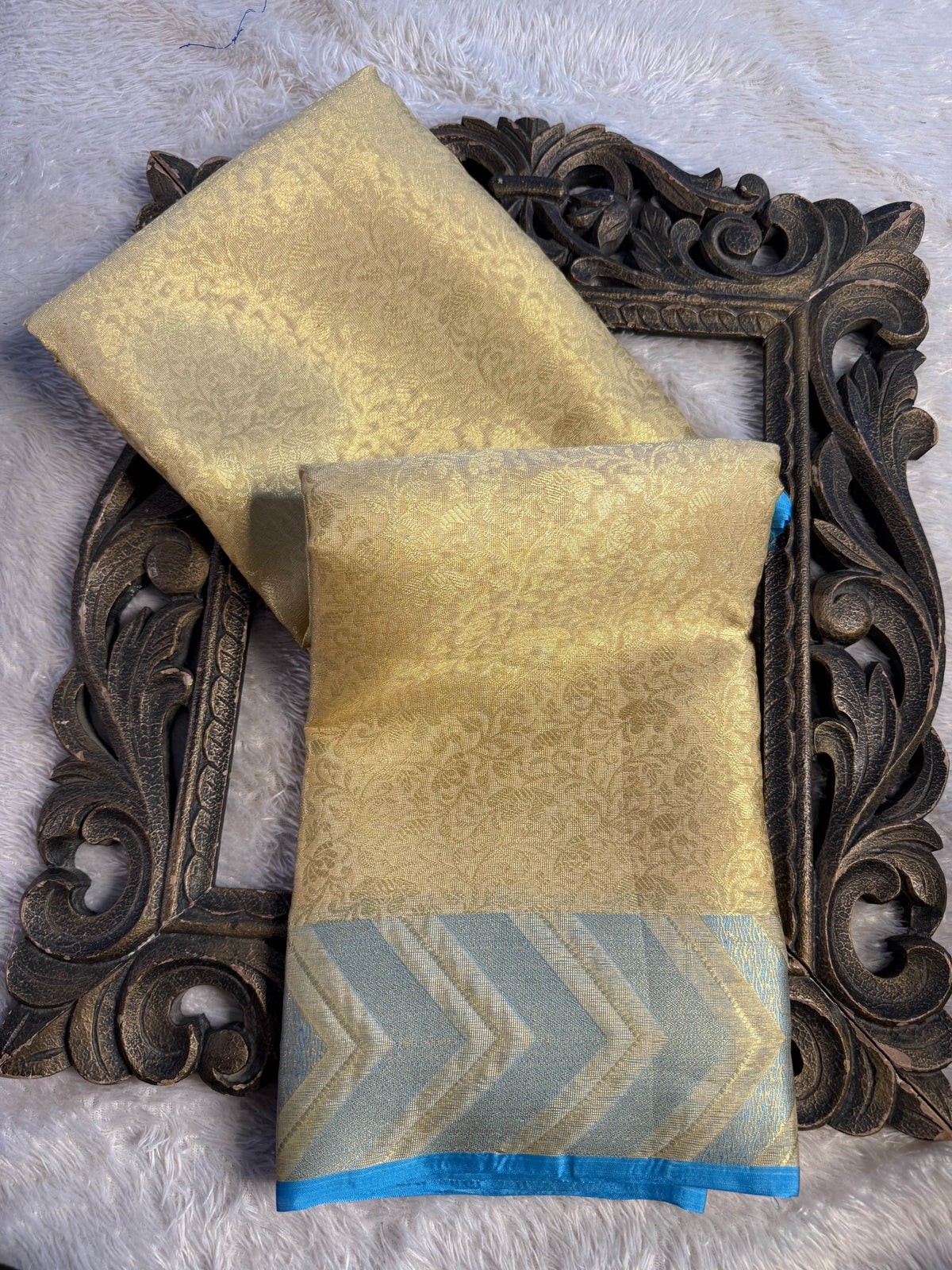 Premium Contemperory Weave Softsilk Banarasi Saree