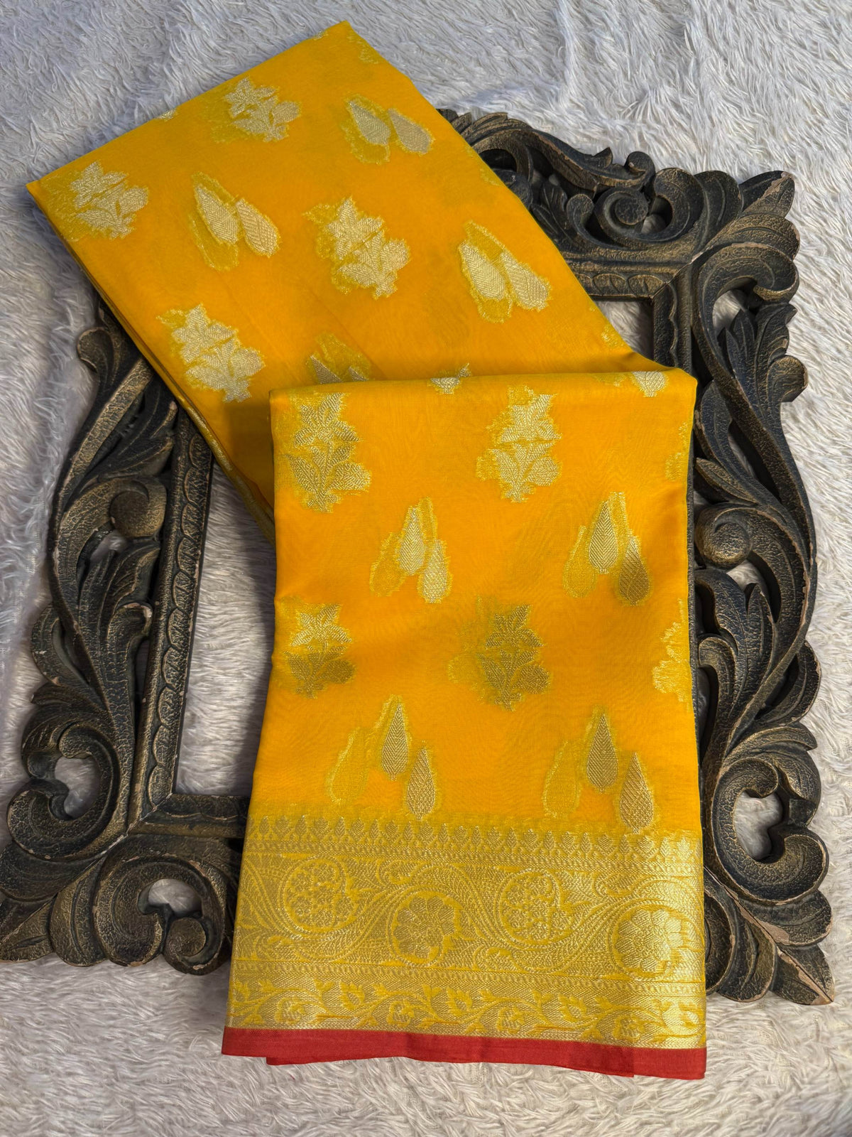 Eccentric zari weave Softsilk Banarasi Saree