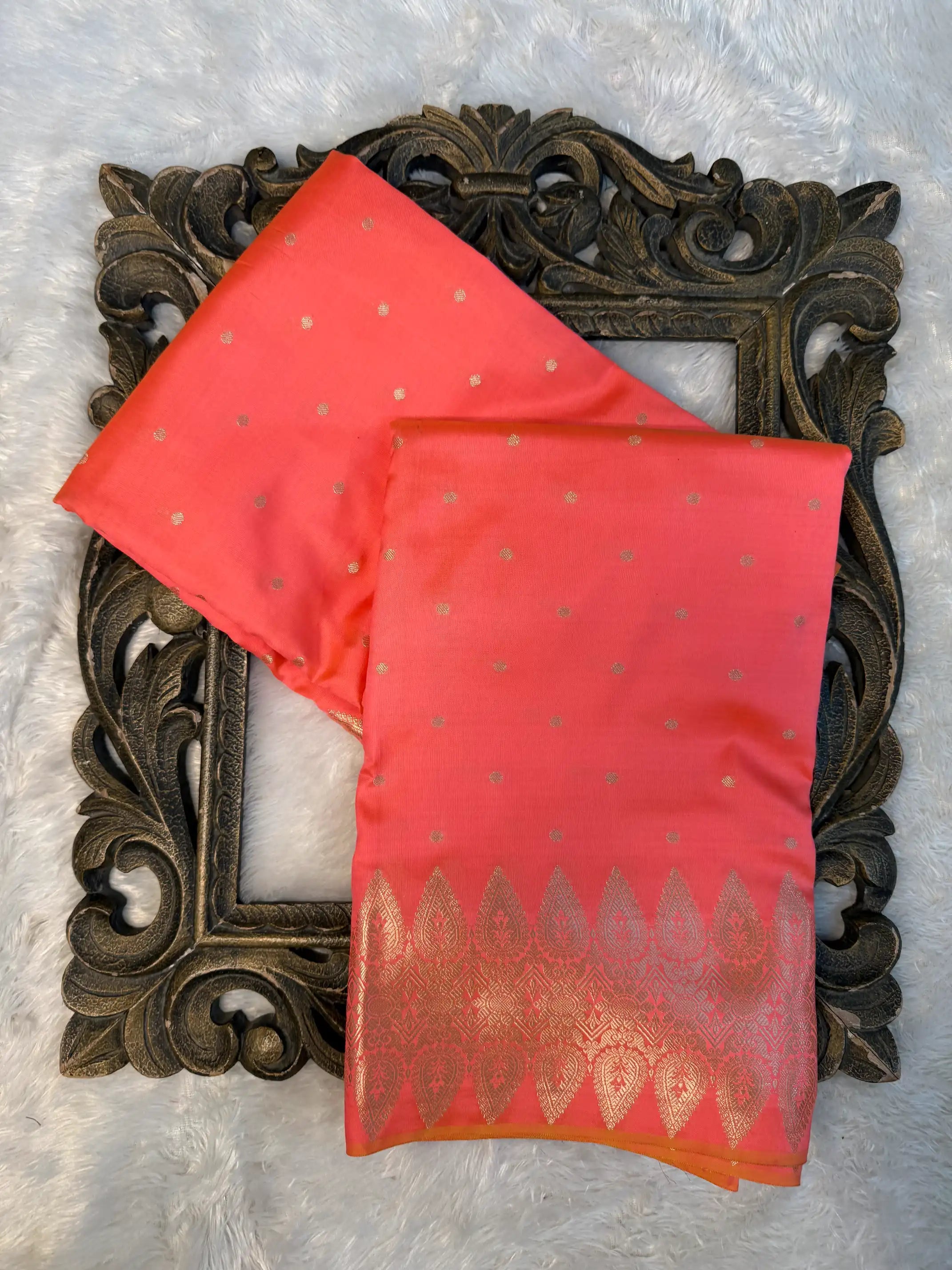 Eccentric Weave Softsilk Traditional Banarasi Saree