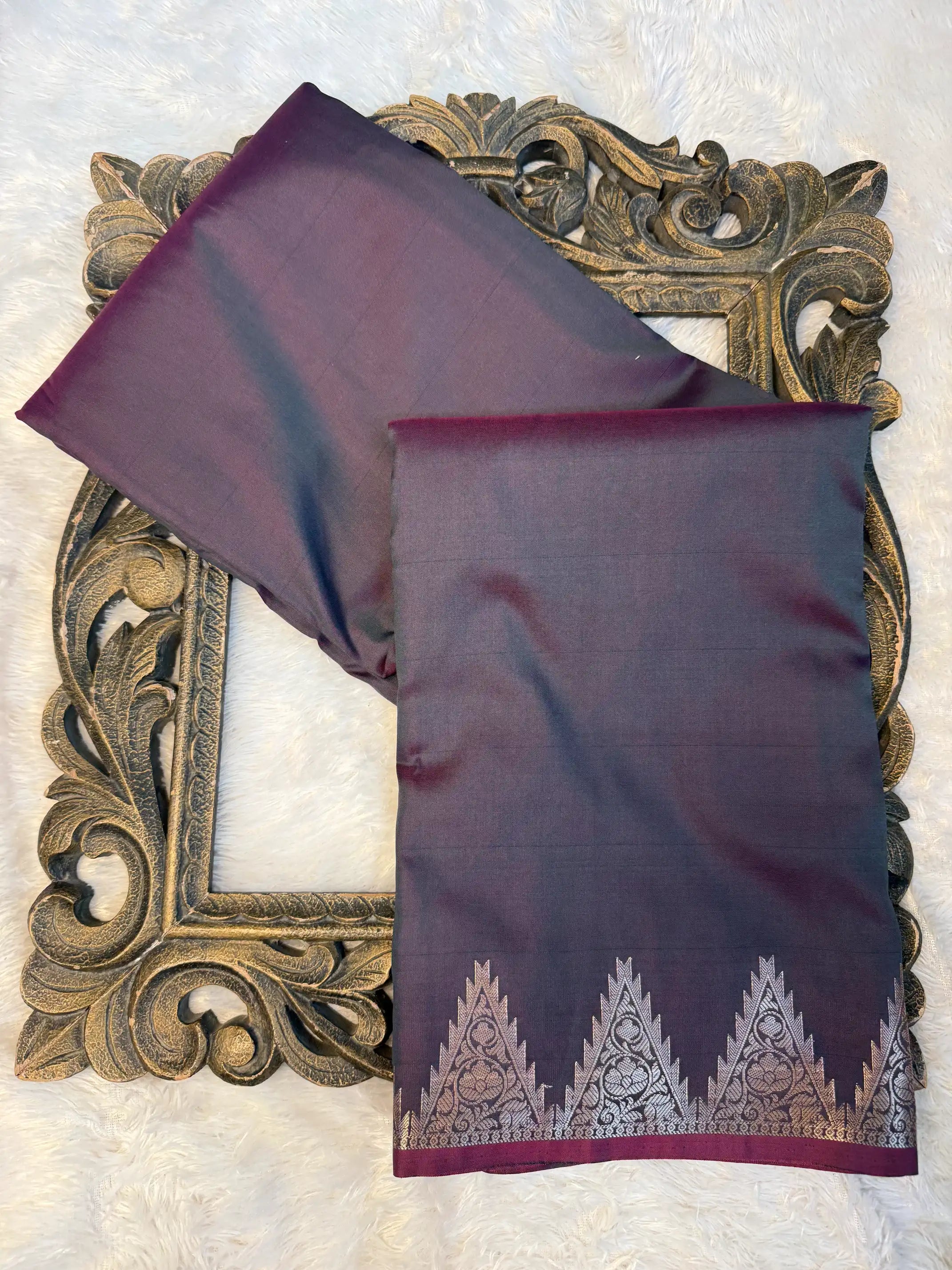 Contemporary Weave Kora Tissue Silk Banarasi Saree