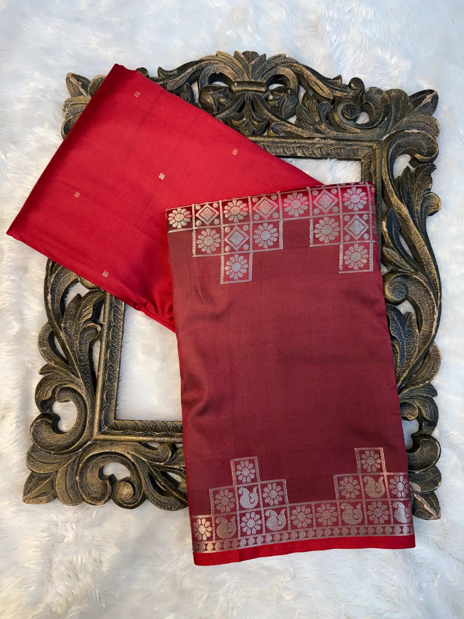 Contemporary Weave Kora Tissue Silk Banarasi Saree