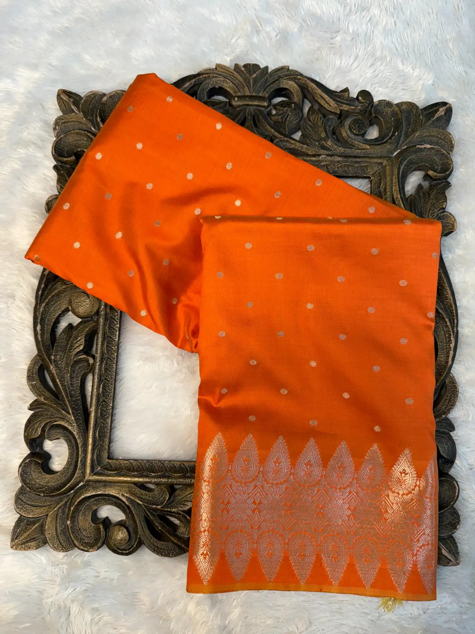 Eccentric Weave Softsilk Traditional Banarasi Saree