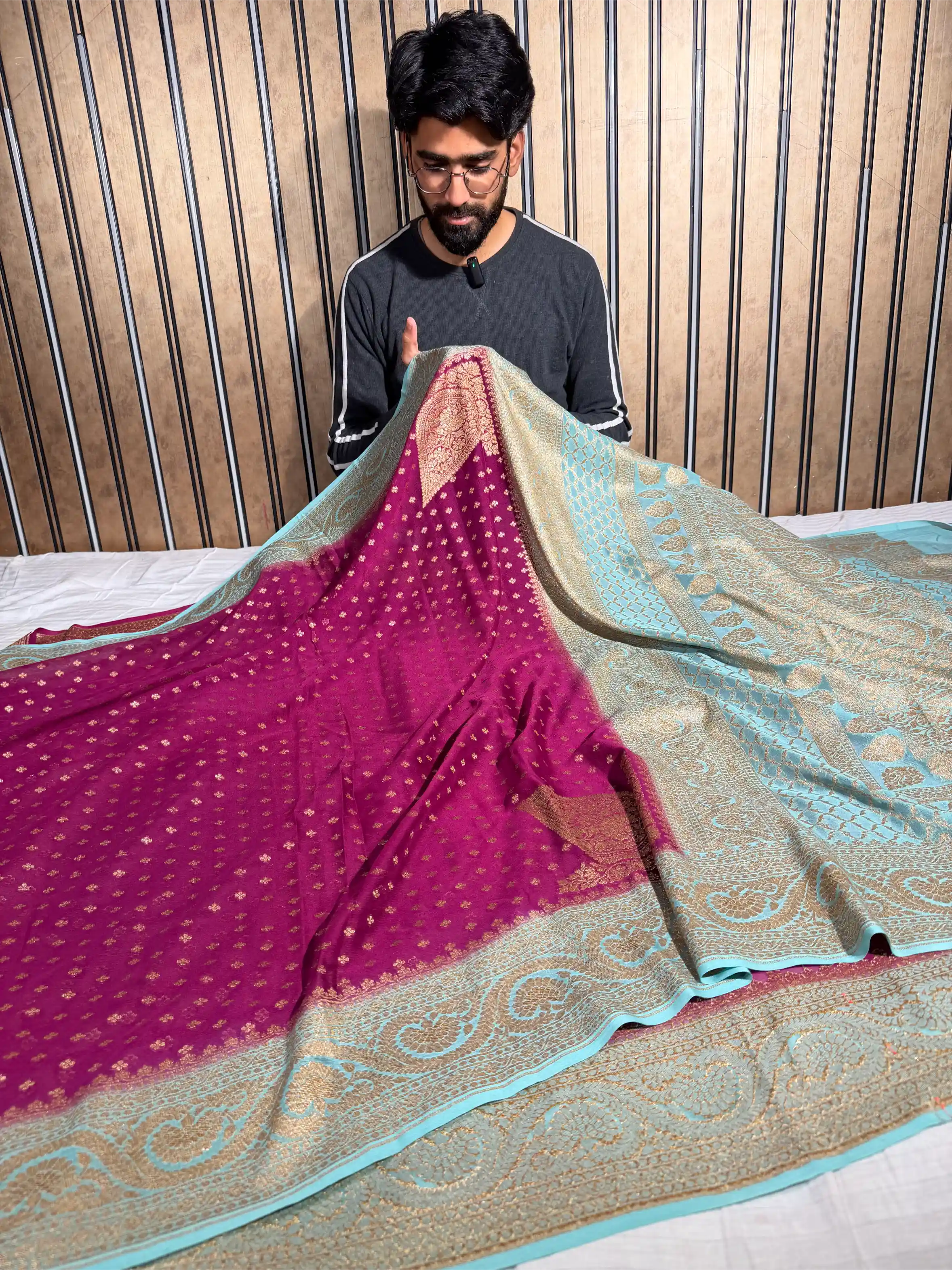 Voilet Contrast Pure Crepe Georgette Silk Heritage Antique Zari Weave Banarasi Saree