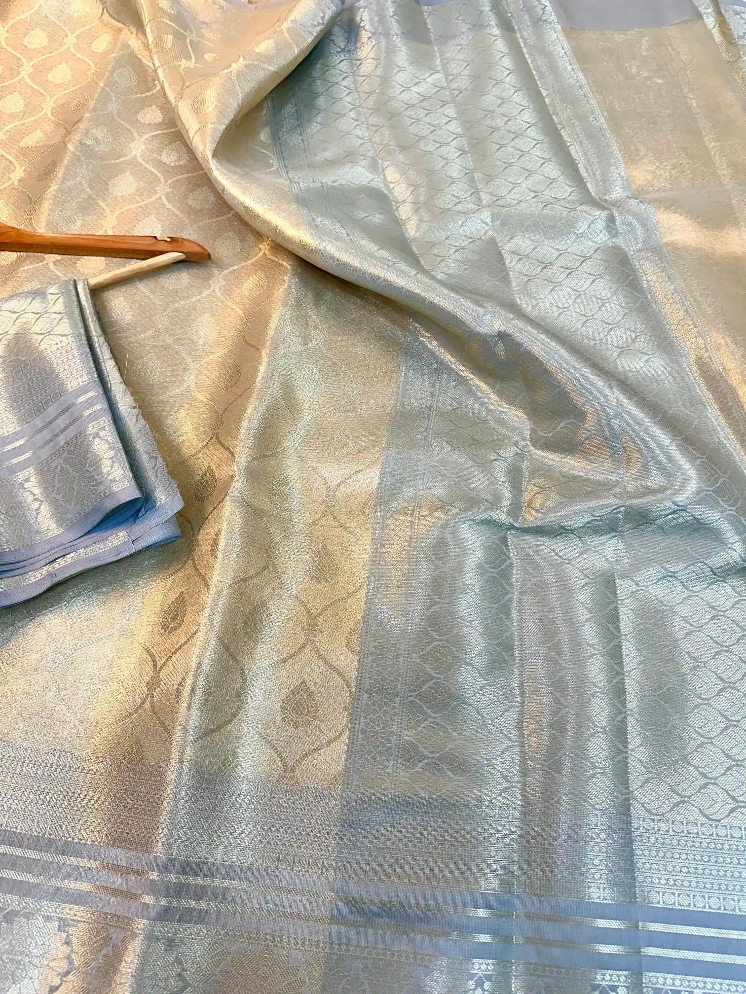 Water Zari Kanjivaram Brocade Tissue Silk Saree