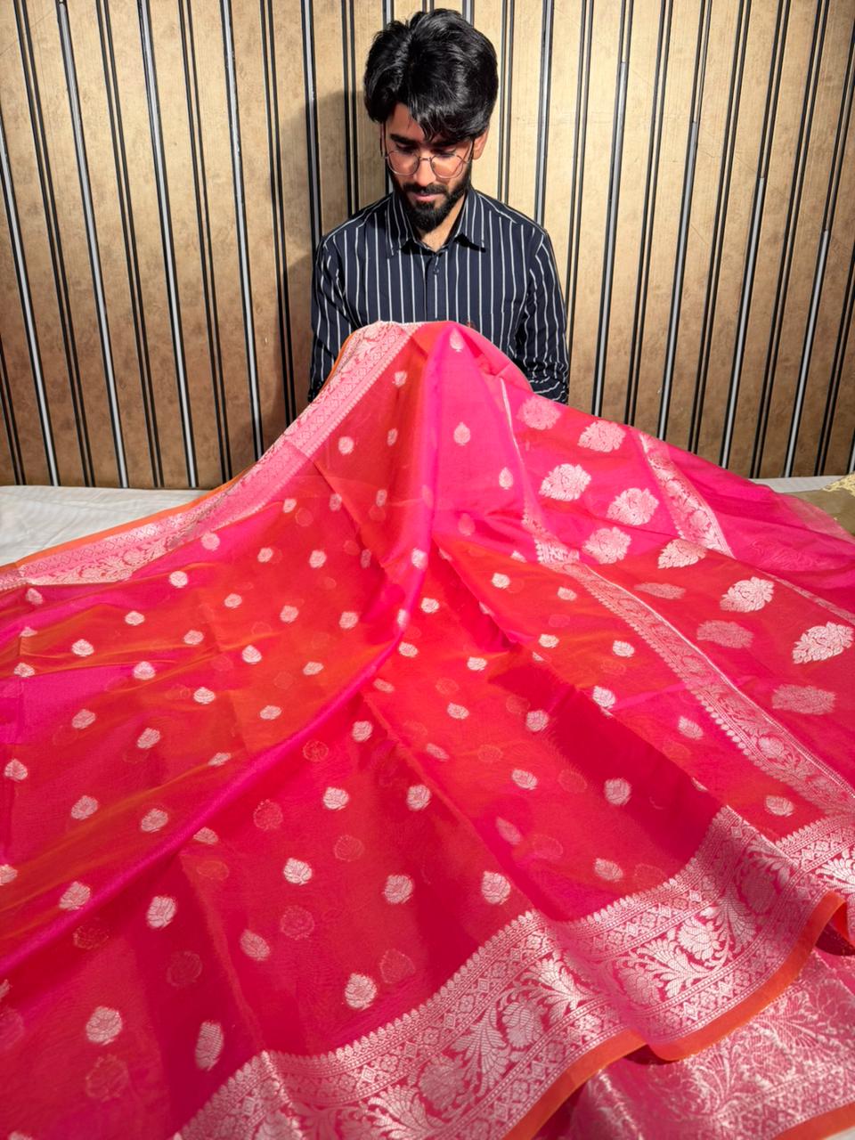 Rani pink Softsilk Khaddi buti saree