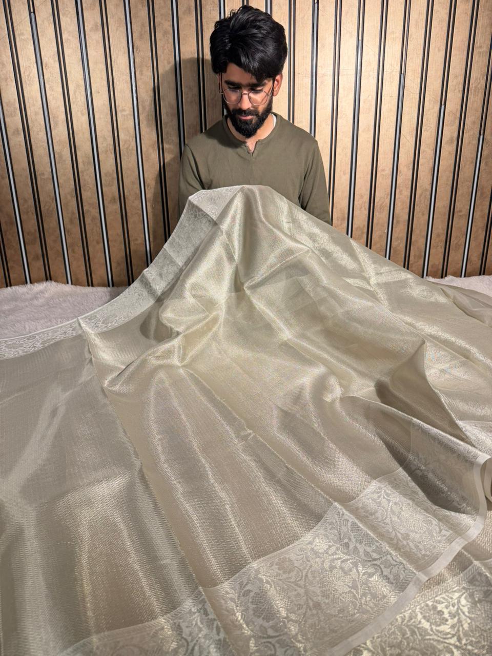 Traditional weave Softsilk Banarasi saree