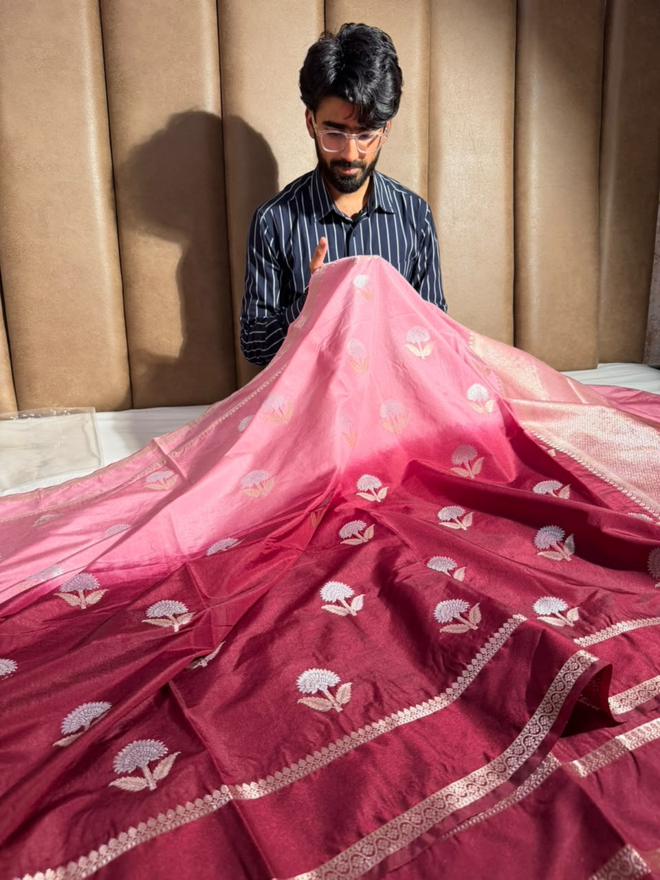 Pink Maroon Soft Chinia Silk Jacquard Banarasi Saree