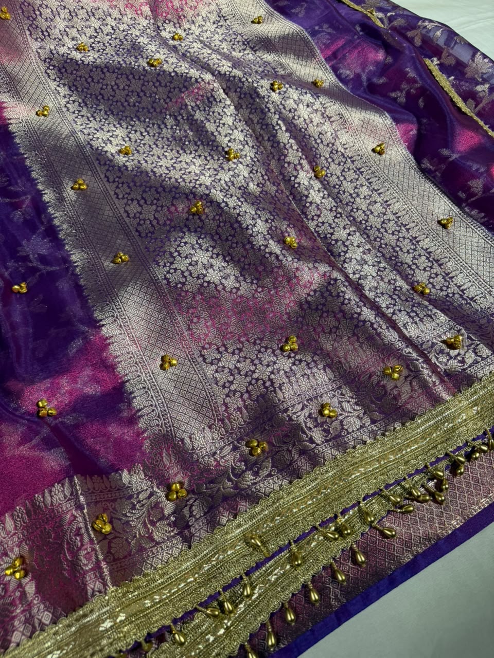 Rare Baigani Viral Ghungroo Work Tissue Saree
