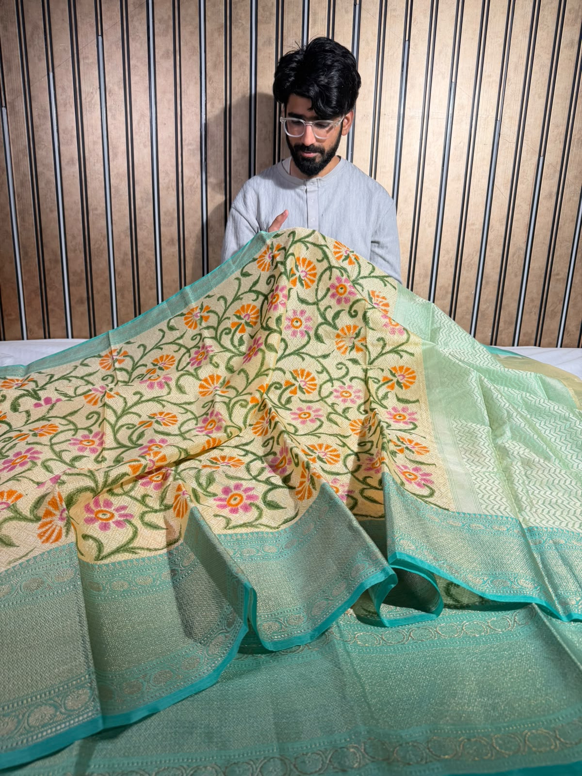 Floral Printed Softsilk Tanchui Banarasi Saree
