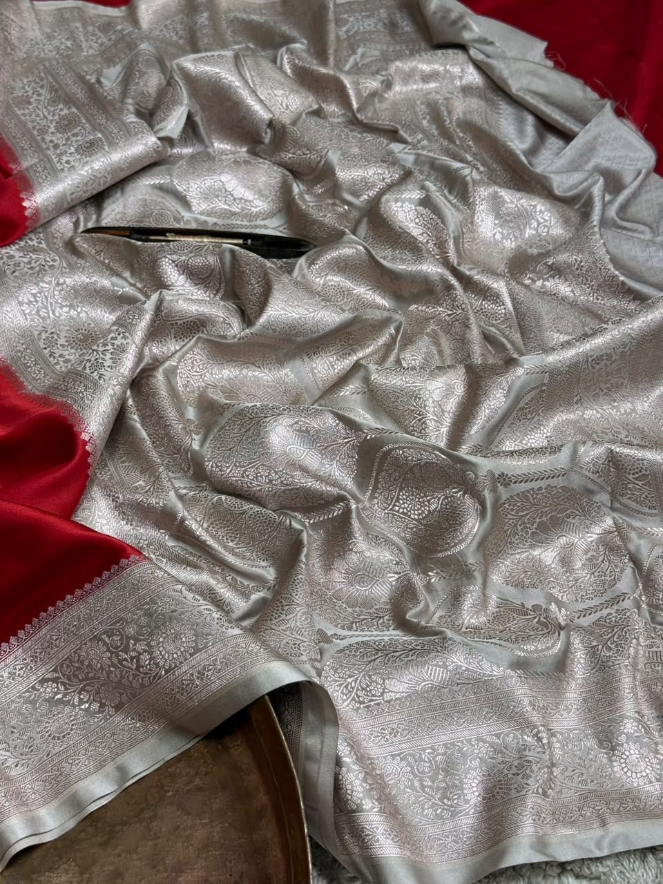Red - Ivory Mashru Katan Silk Eccentric Banarasi Saree