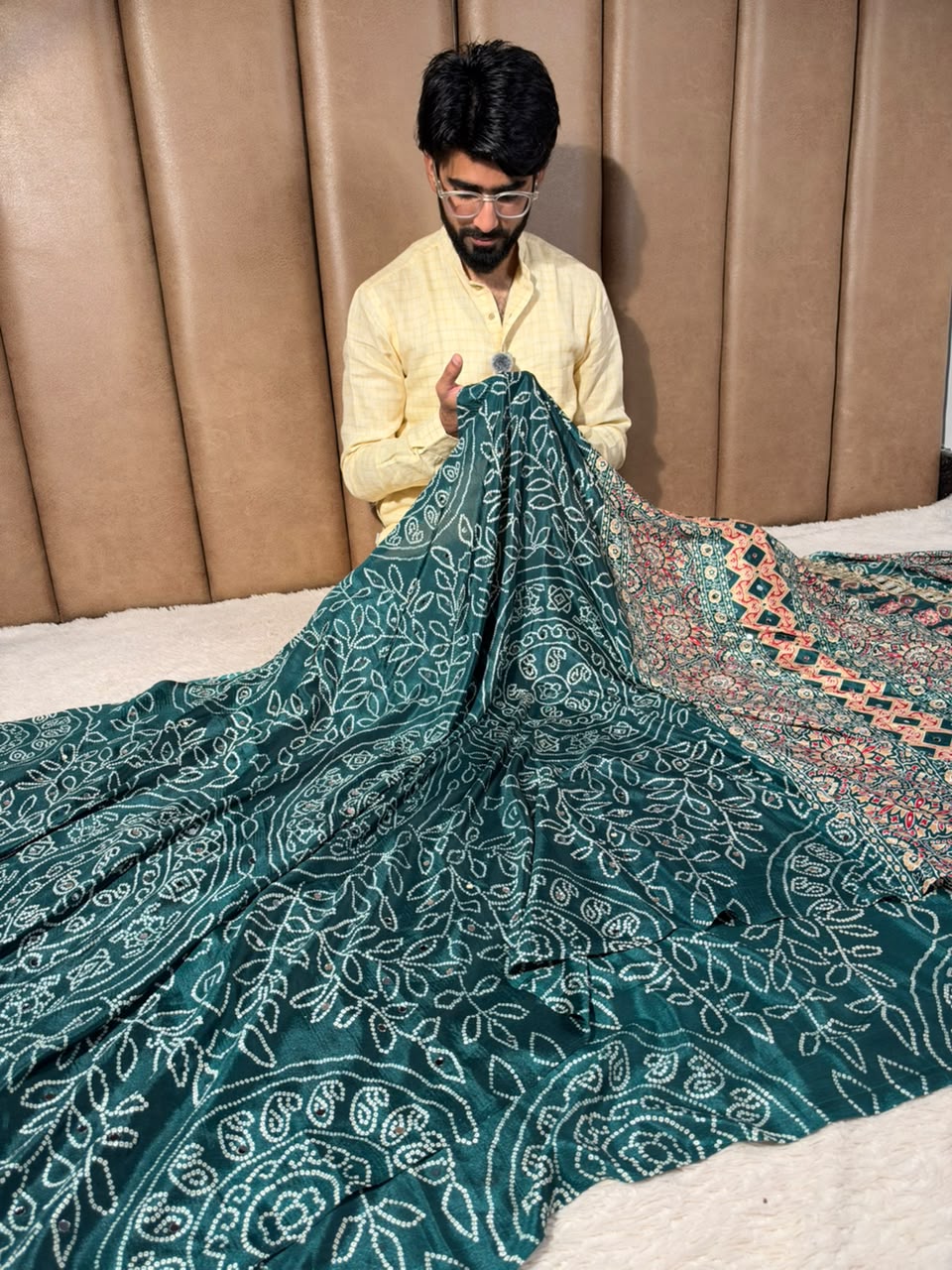 Green Gaji Silk Bandhani Print And Mirror Saree