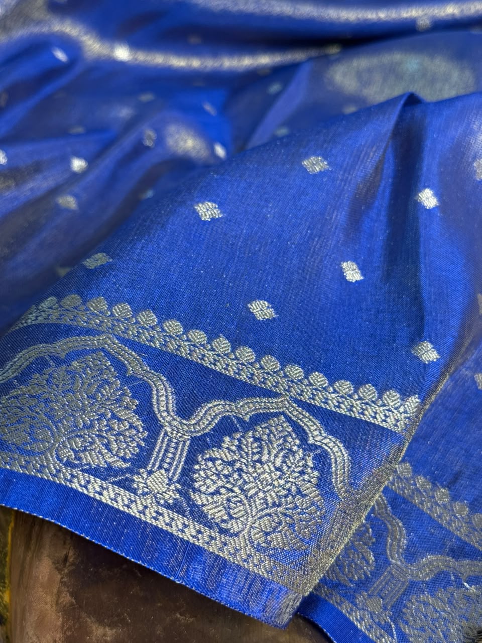 Royal Blue Breathable Tissue Silk Traditional Buti Weave Banarasi Saree