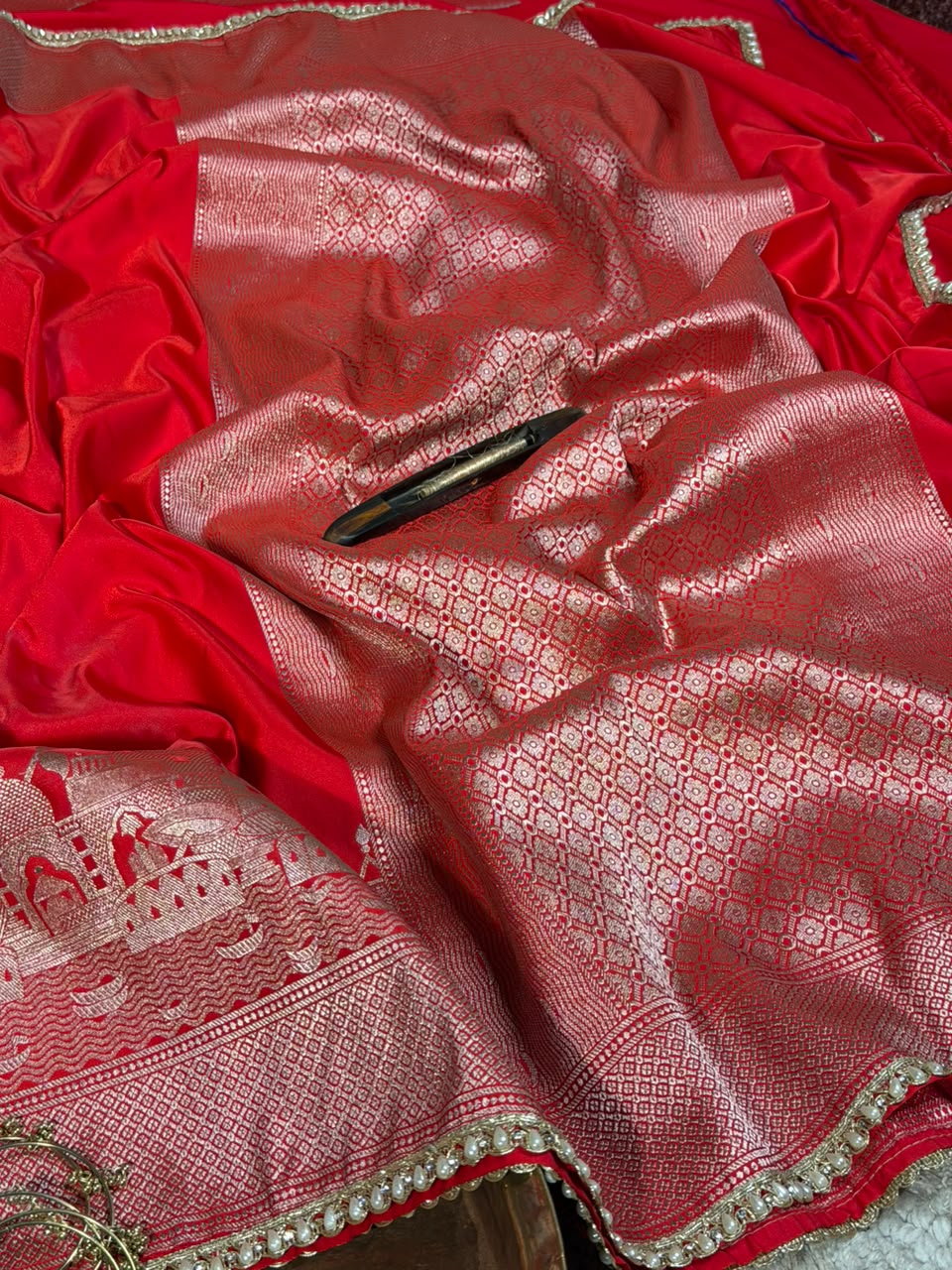 Ghats Of Banaras Rani Pink Mashru Katan Silk Saree