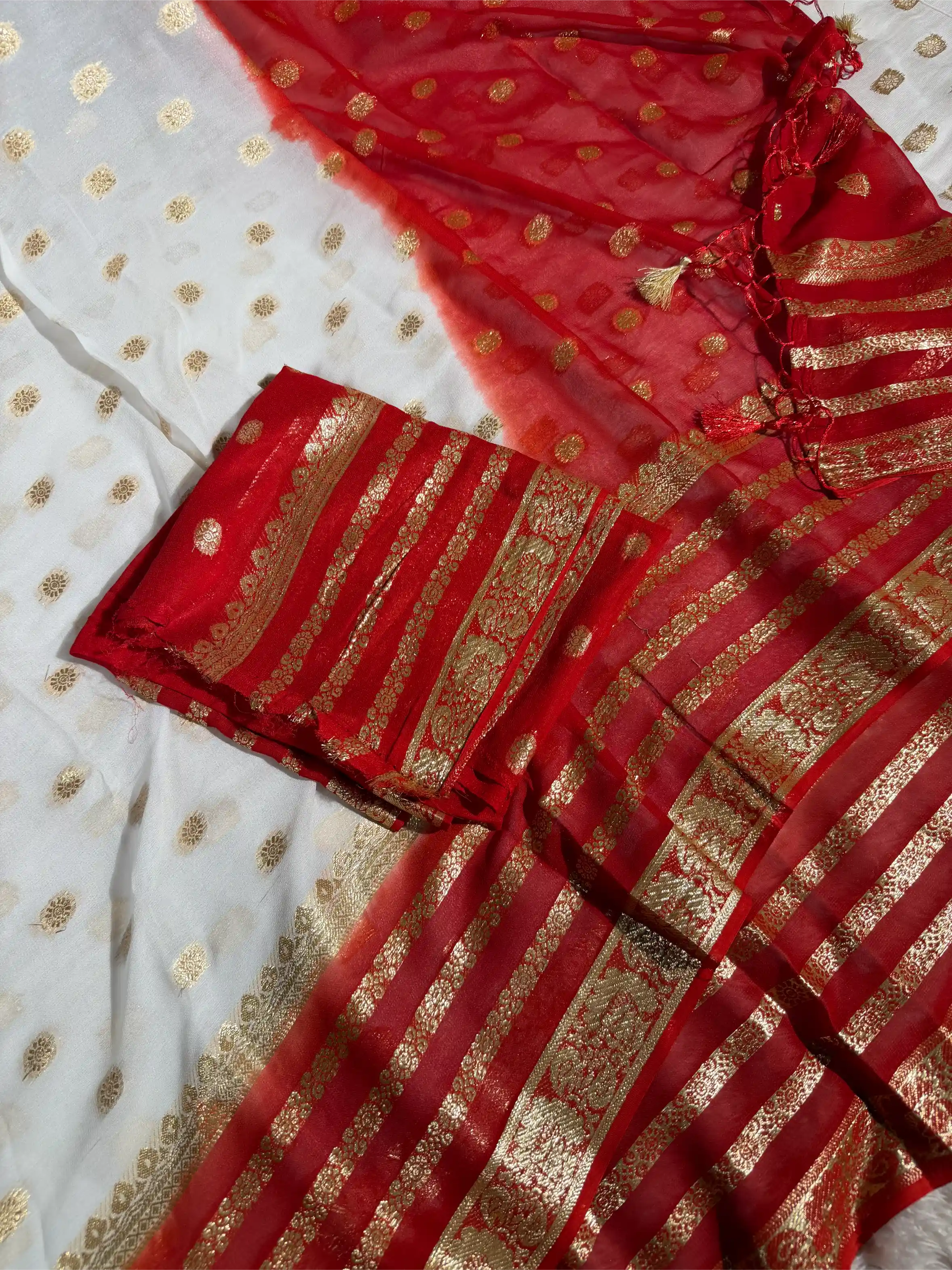 White Red Contrast Viscose Georgette Banarasi Saree
