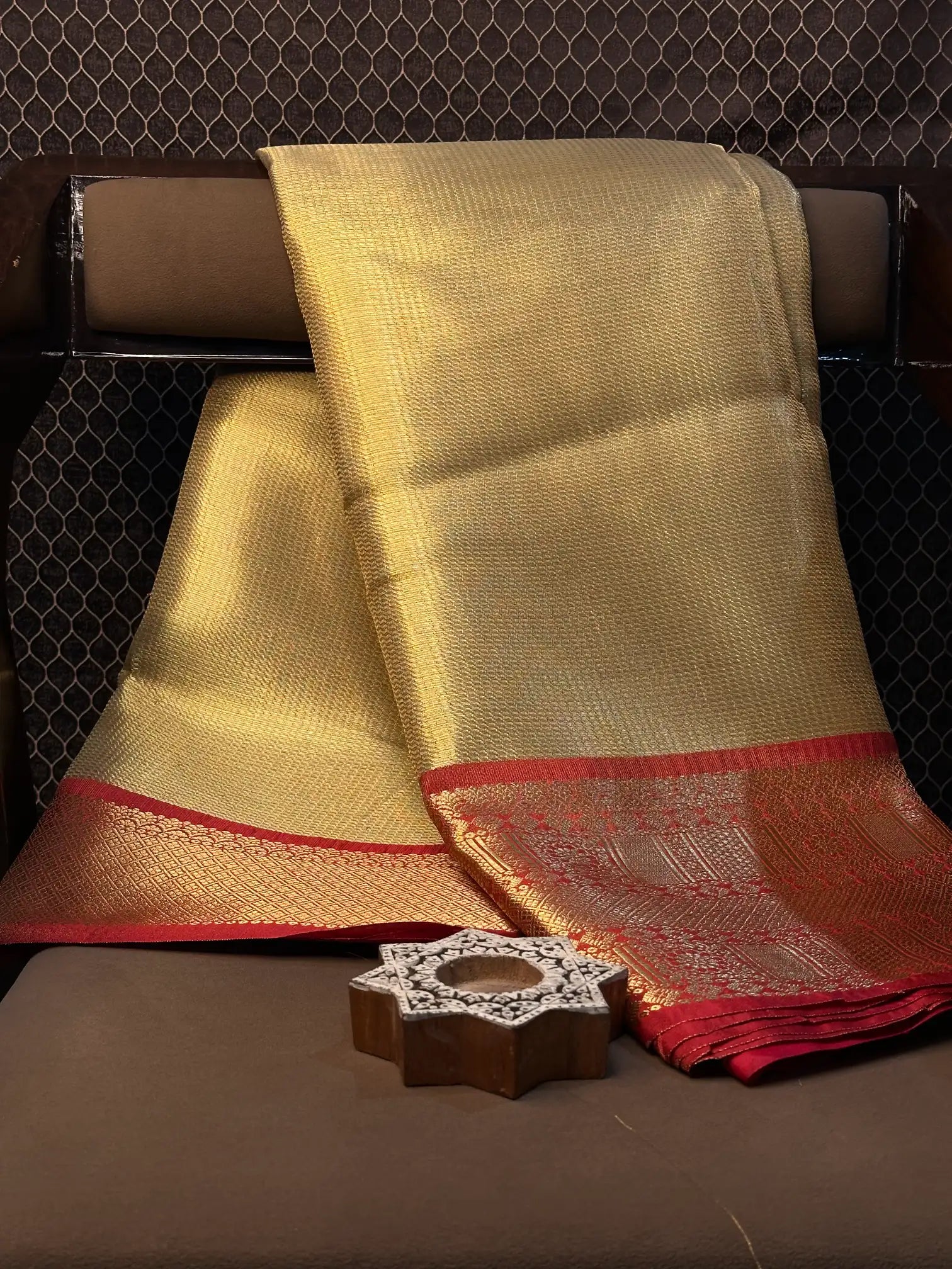 Contemporary weave Softsilk heritage Banarasi saree