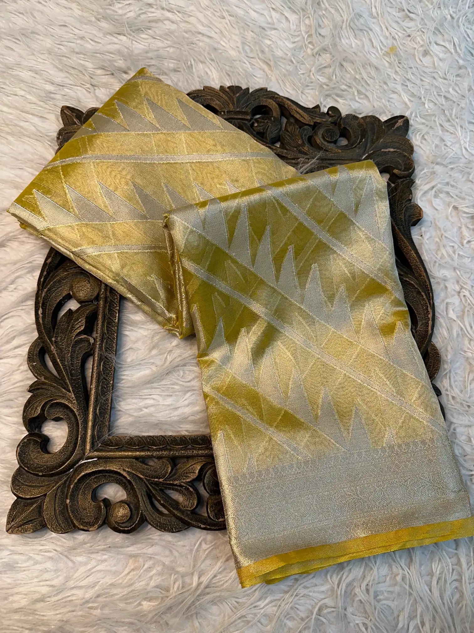 Contemporary Weave Softsilk Heritage Banarasi Saree