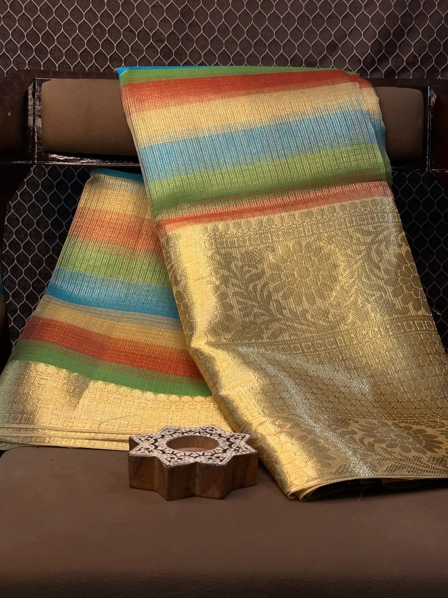 Premium contemperory weave softsilk Banarasi saree