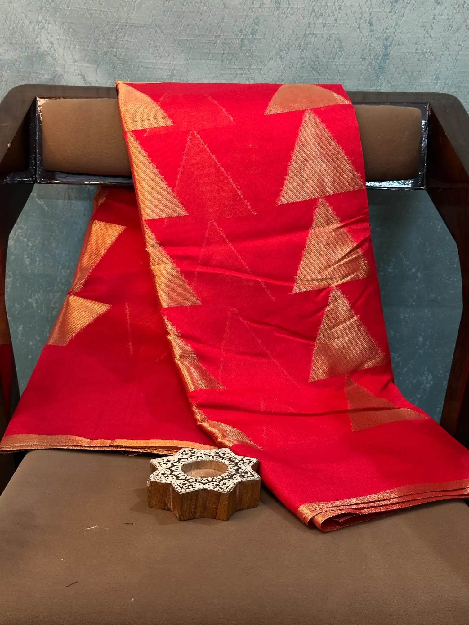 Eccentric Weave Softsilk Traditional Banarasi Saree
