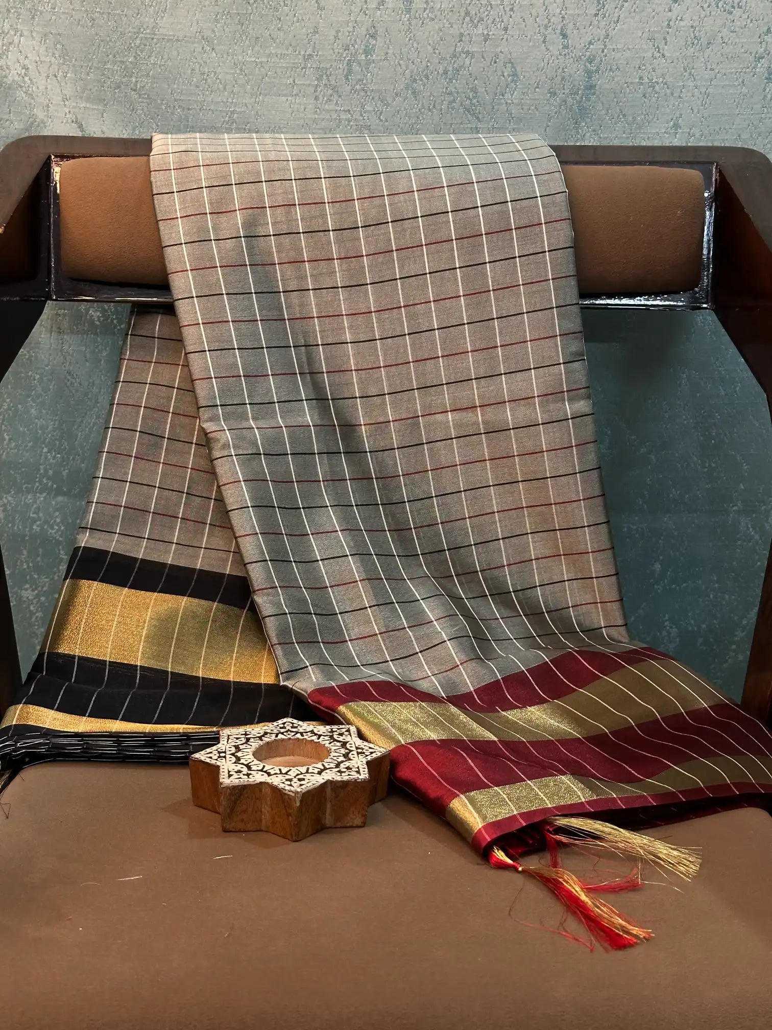 Eccentric Weave Softsilk Traditional Banarasi Saree